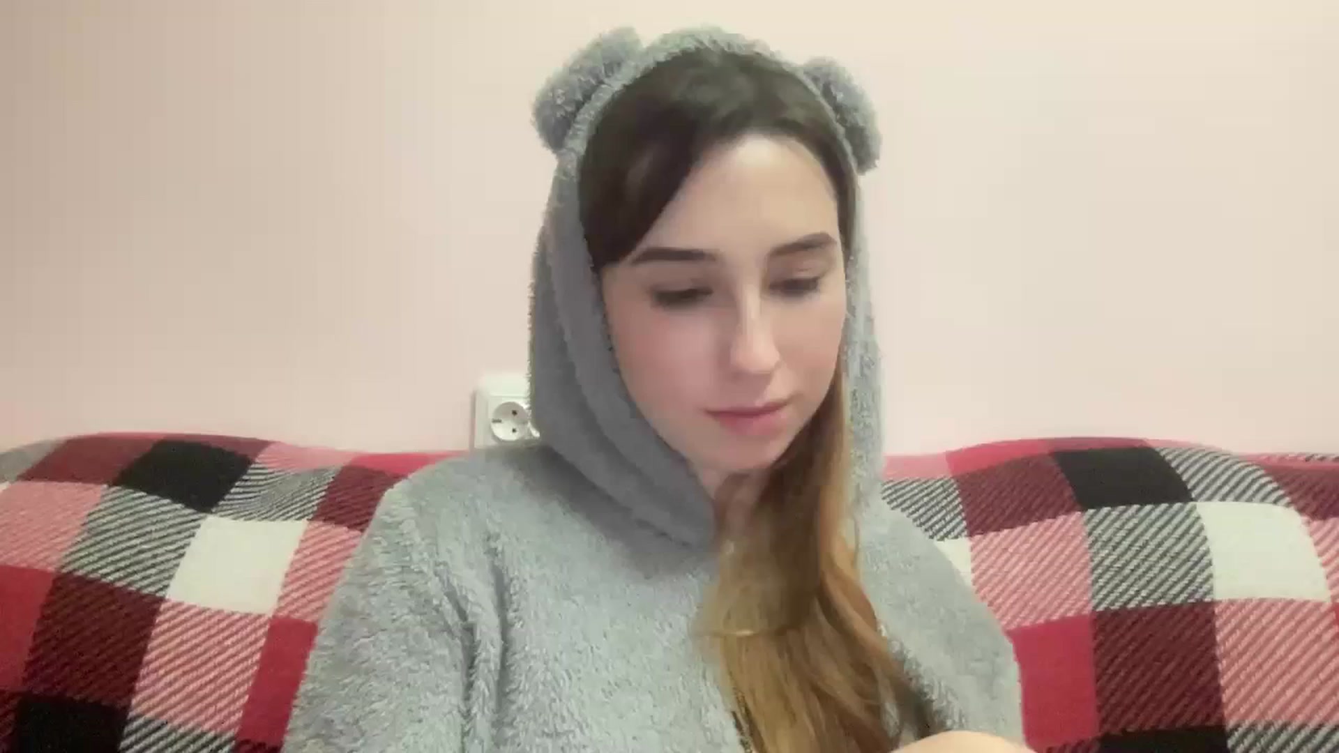 Gallery image thumbnail from Just_I's myfreecams stream on, 02/17/2024, 03:23 image 13 of 20