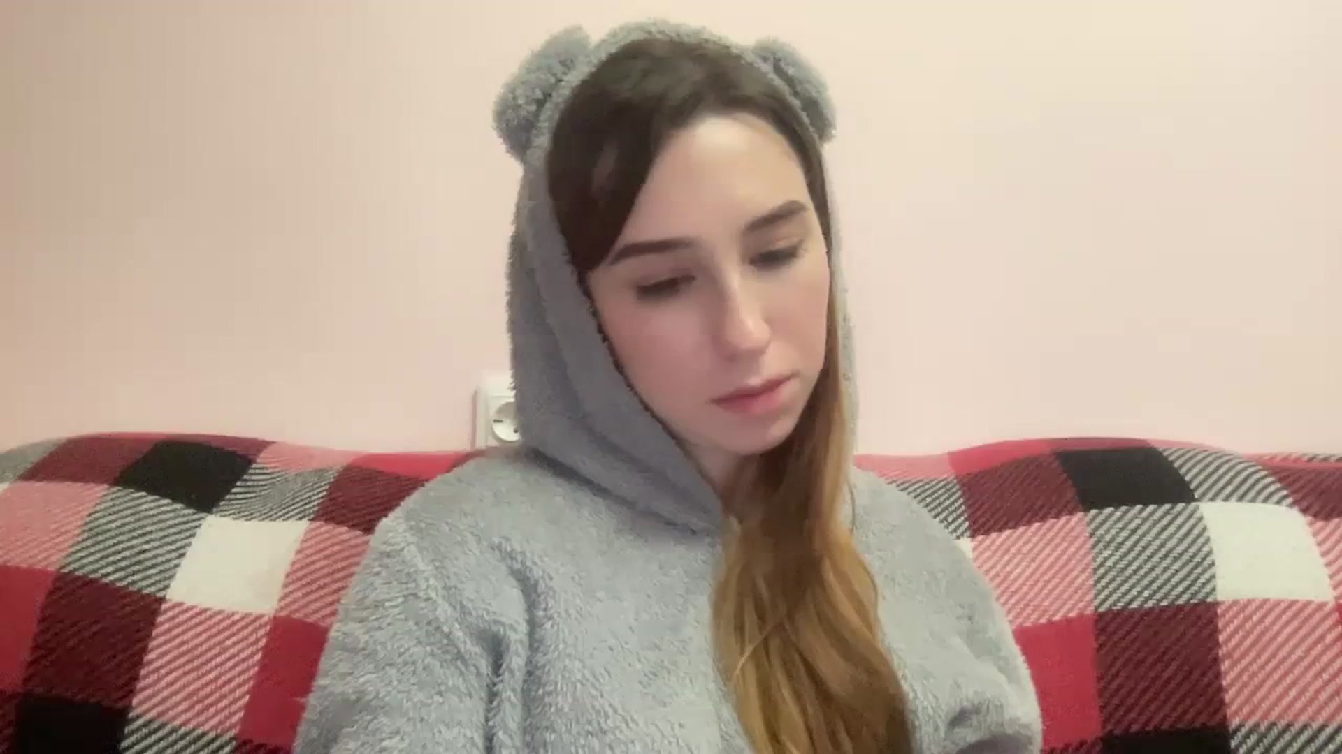 Gallery image thumbnail from Just_I's myfreecams stream on, 02/17/2024, 03:23 image 17 of 20