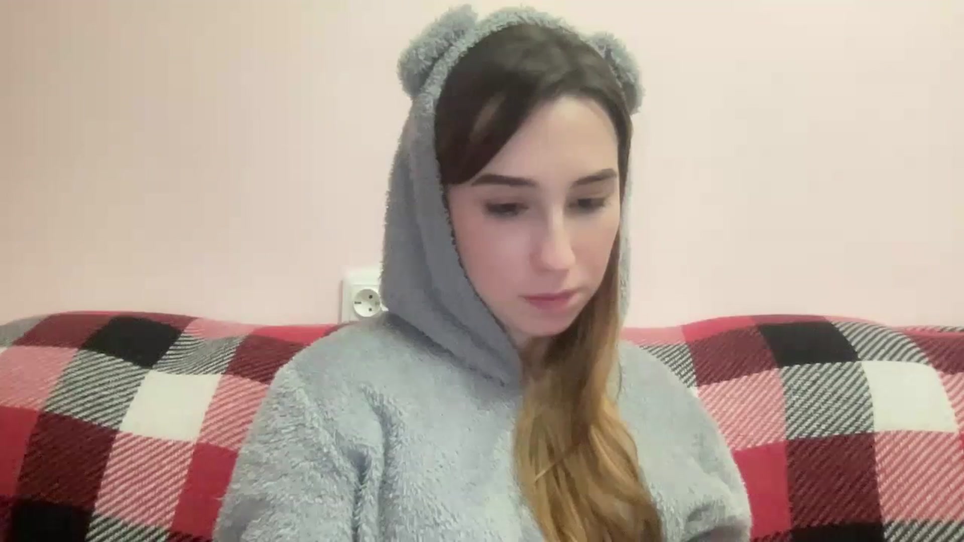 Gallery image thumbnail from Just_I's myfreecams stream on, 02/17/2024, 03:23 image 16 of 20