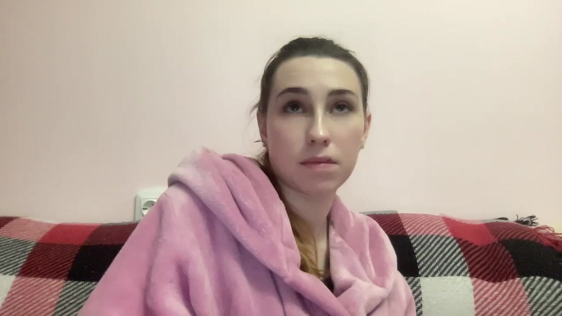 Gallery image thumbnail from Just_I's myfreecams stream on, 02/18/2024, 24:15 image 5 of 20