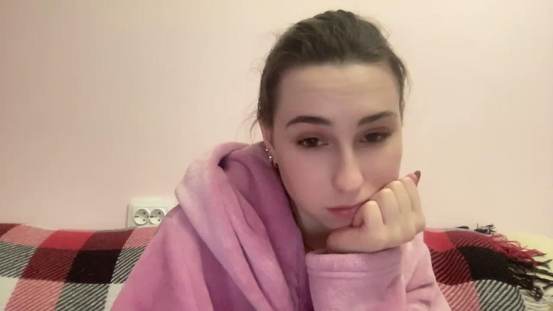 Gallery image thumbnail from Just_I's myfreecams stream on, 02/18/2024, 24:15 image 3 of 20