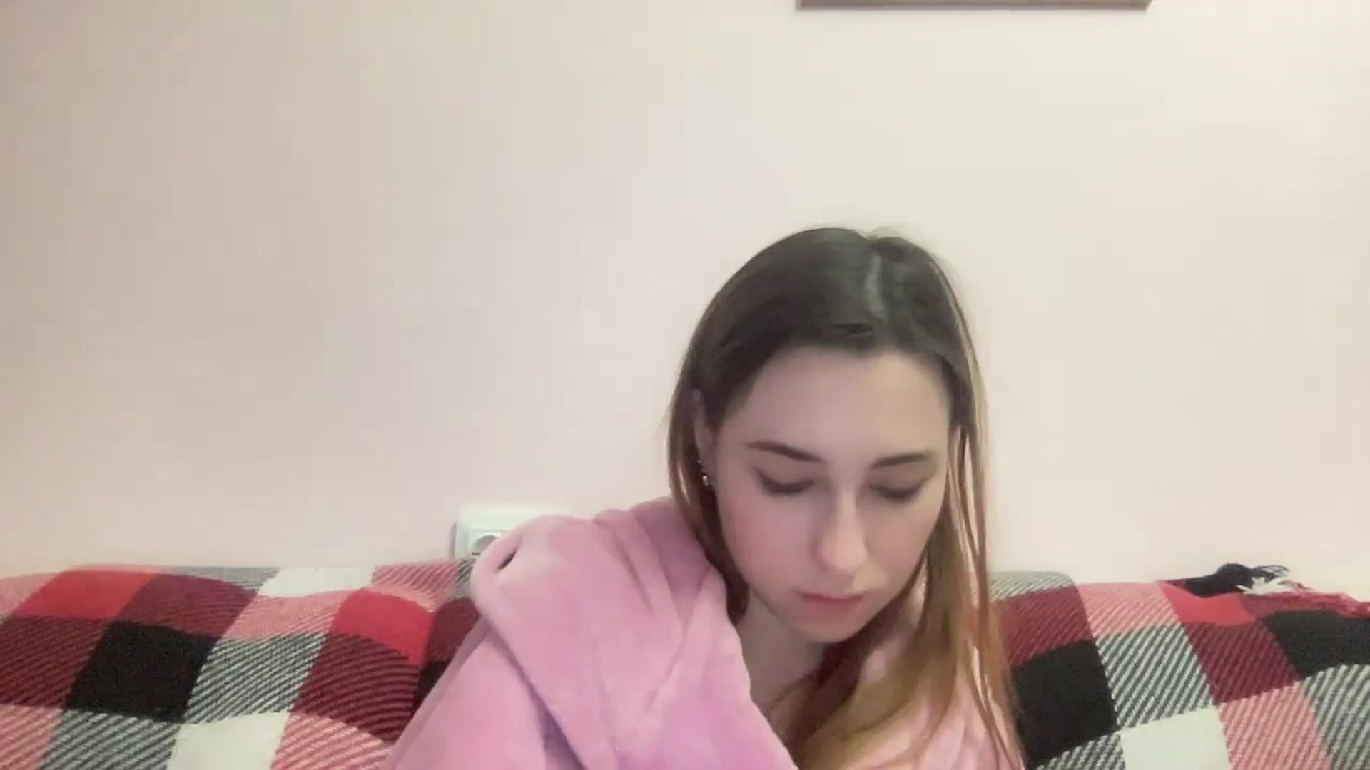 Gallery image thumbnail from Just_I's myfreecams stream on, 02/19/2024, 04:32 image 8 of 20