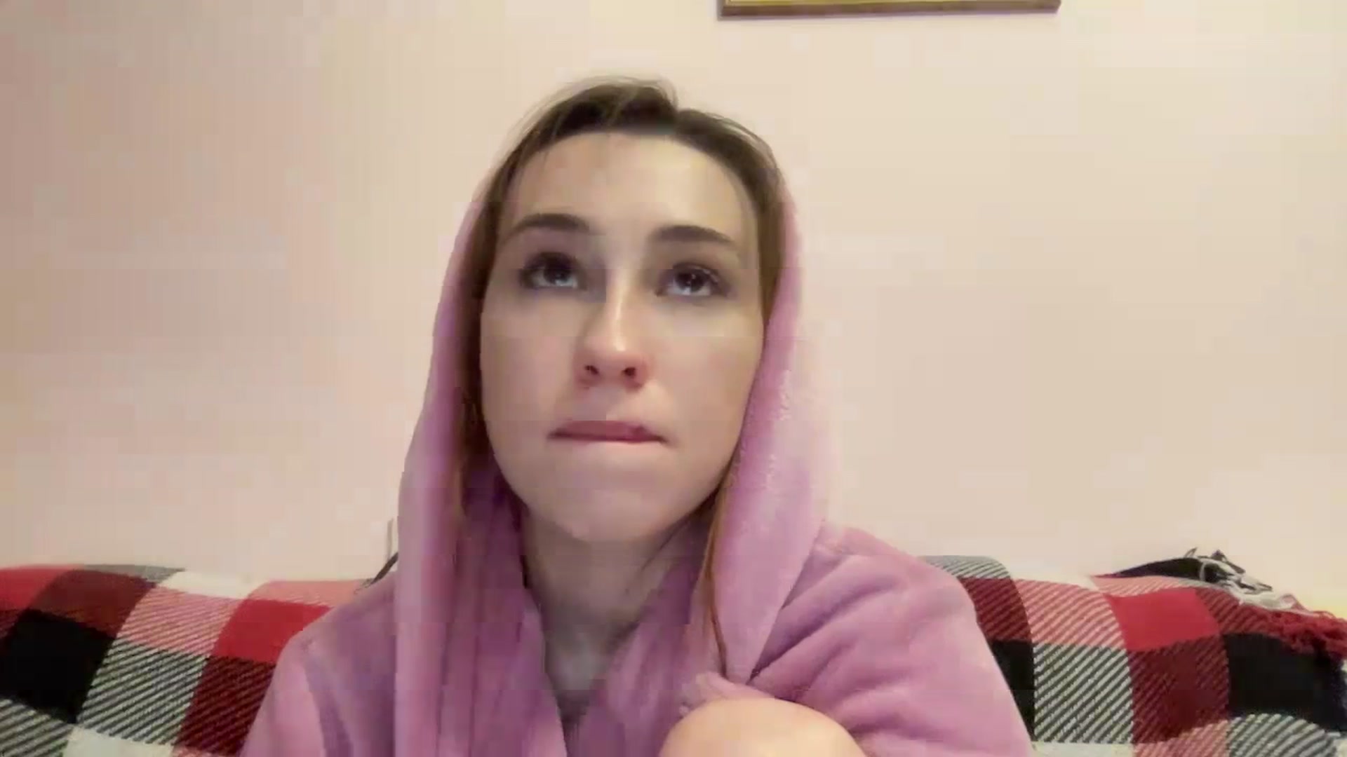 Gallery image thumbnail from Just_I's myfreecams stream on, 02/20/2024, 24:00 image 2 of 20