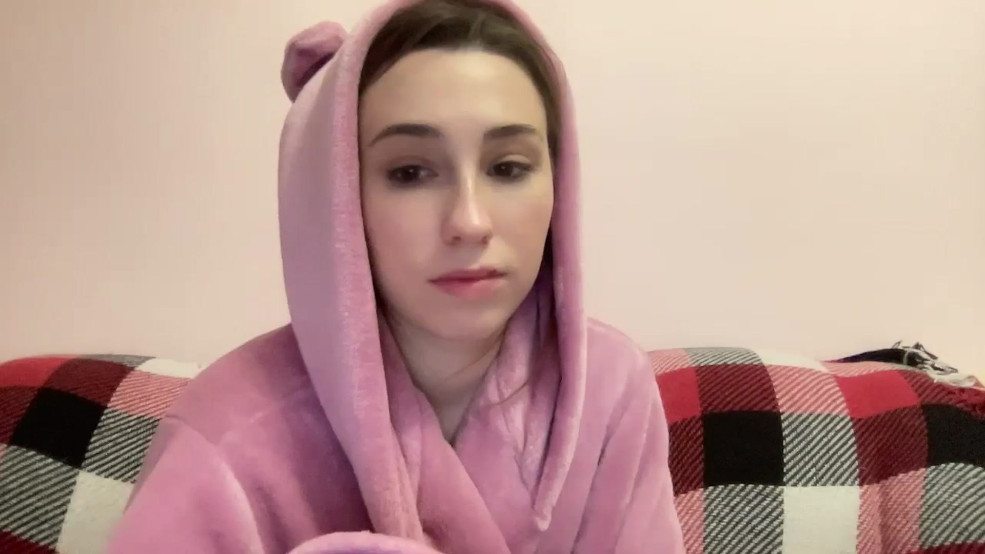Gallery image thumbnail from Just_I's myfreecams stream on, 02/20/2024, 24:00 image 14 of 20