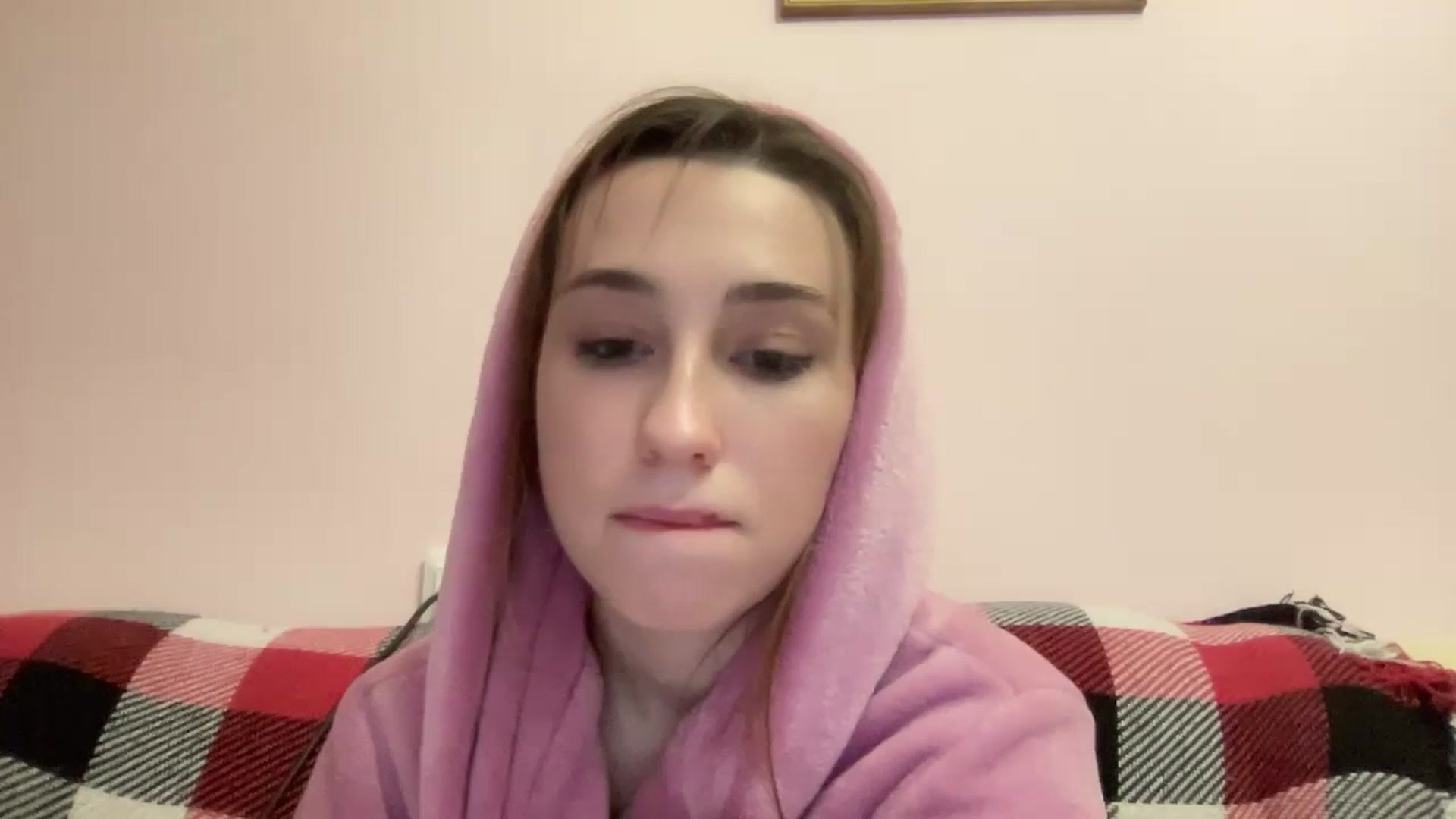 Gallery image thumbnail from Just_I's myfreecams stream on, 02/20/2024, 24:00 image 3 of 20