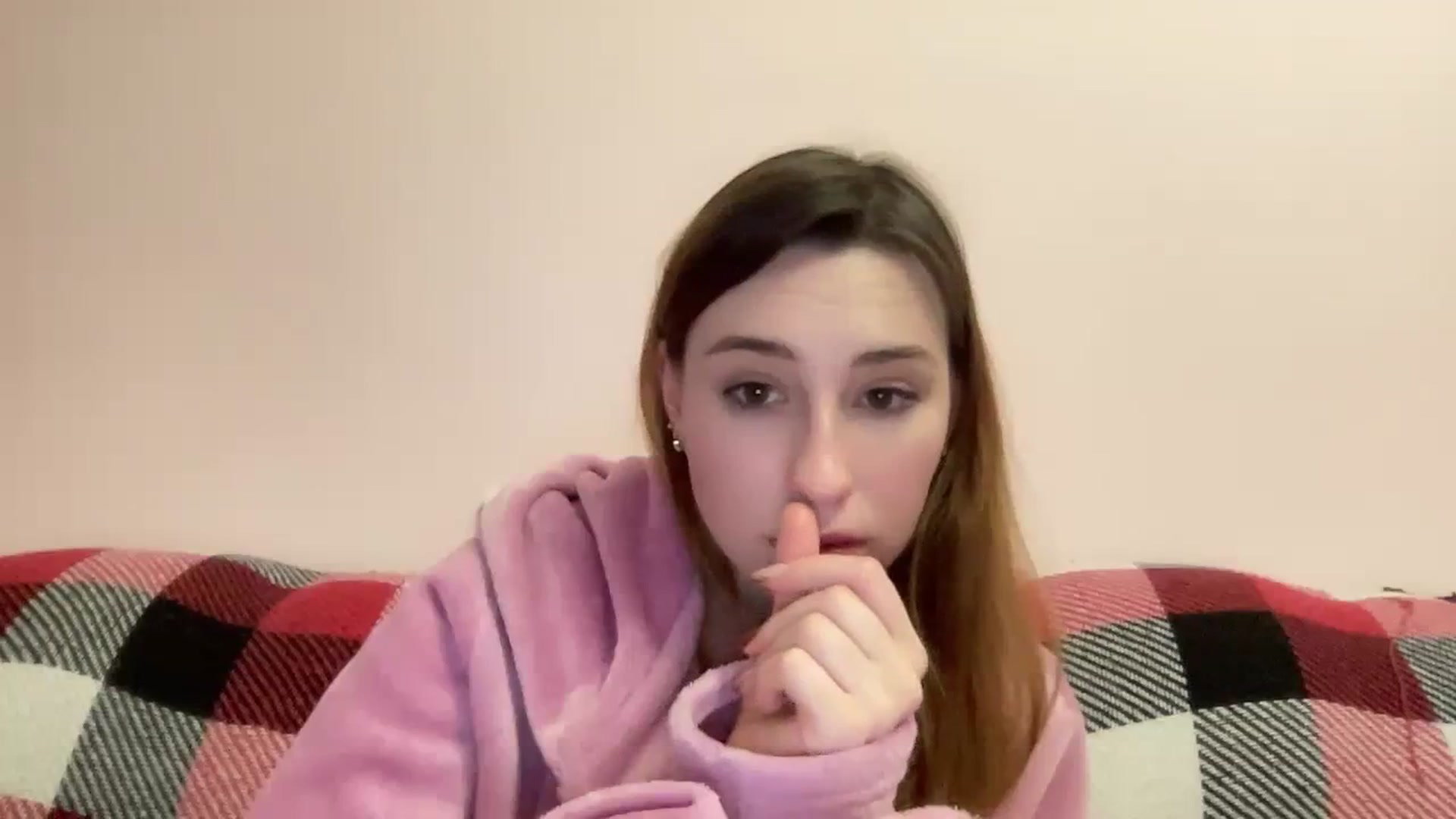 Gallery image thumbnail from Just_I's myfreecams stream on, 02/25/2024, 24:19 image 16 of 20