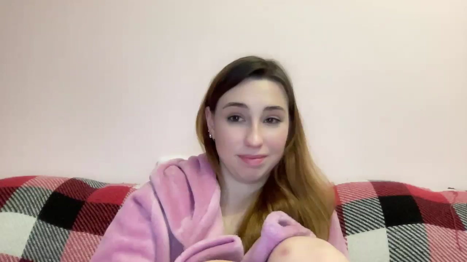 Gallery image thumbnail from Just_I's myfreecams stream on, 02/25/2024, 24:19 image 17 of 20