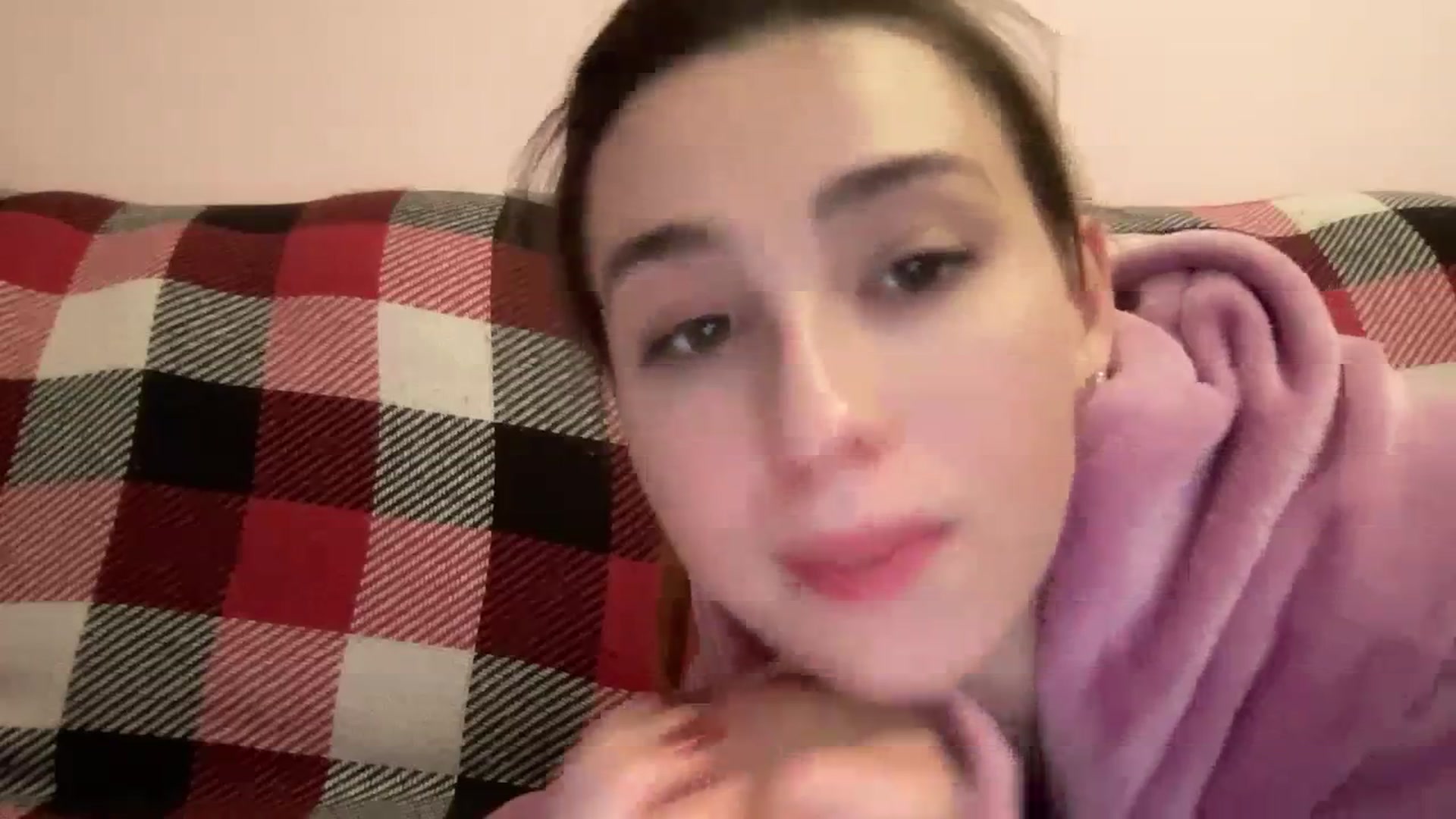 Gallery image thumbnail from Just_I's myfreecams stream on, 03/02/2024, 23:09 image 19 of 20