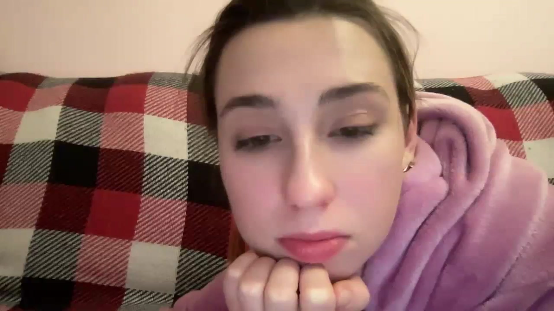 Gallery image thumbnail from Just_I's myfreecams stream on, 03/02/2024, 23:09 image 20 of 20