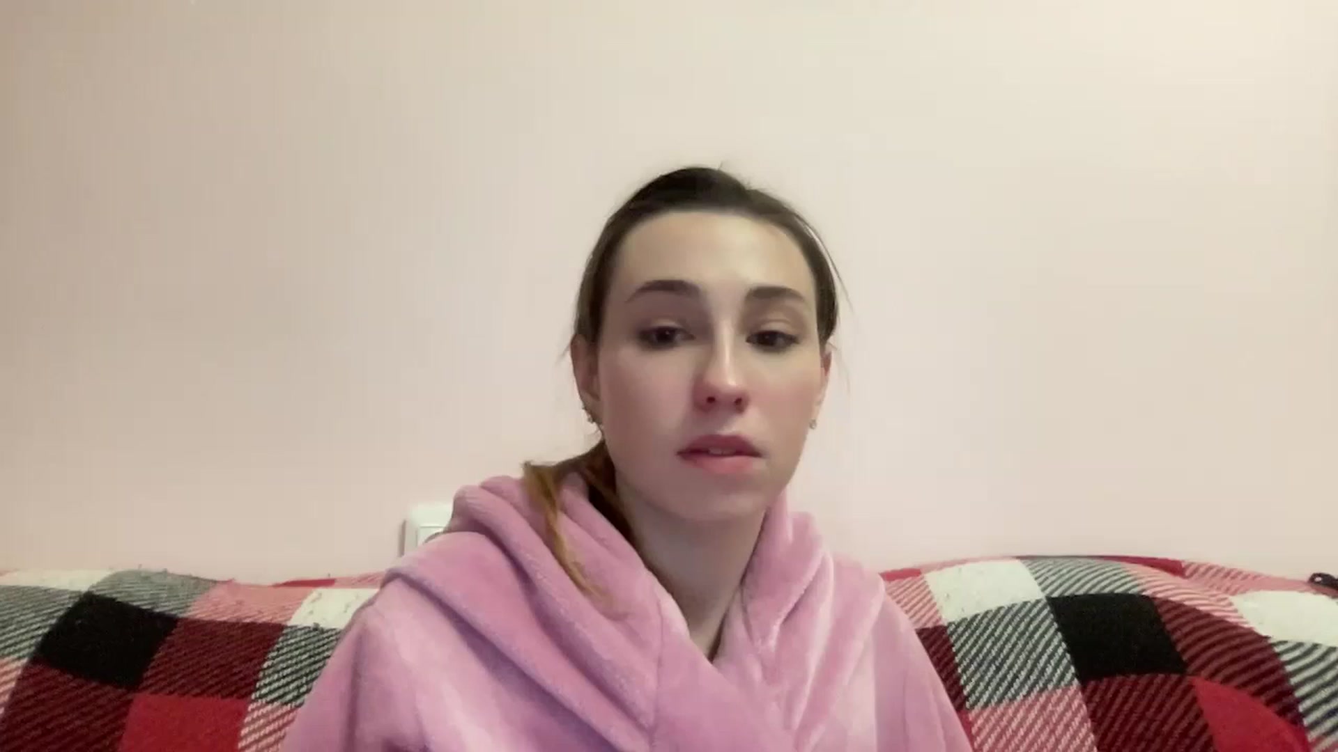 Gallery image thumbnail from Just_I's myfreecams stream on, 03/02/2024, 23:09 image 8 of 20