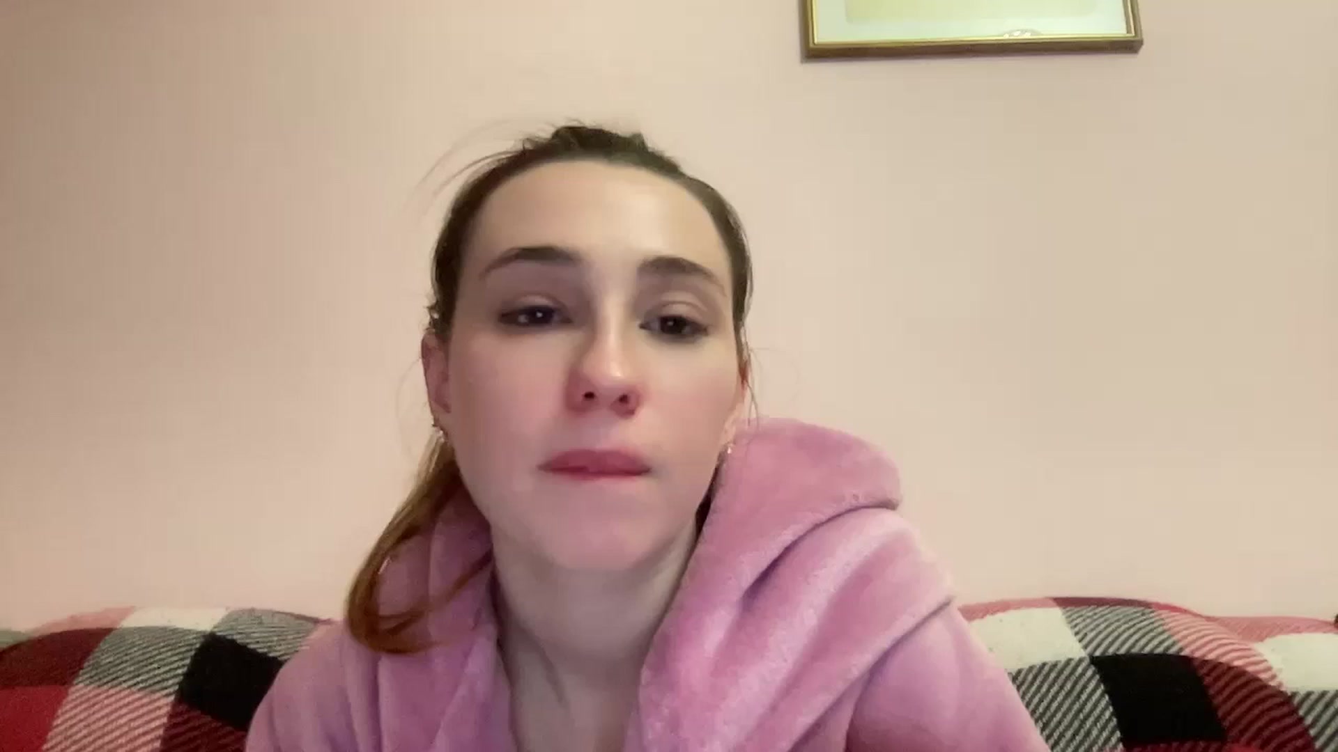 Gallery image thumbnail from Just_I's myfreecams stream on, 03/03/2024, 23:47 image 18 of 20