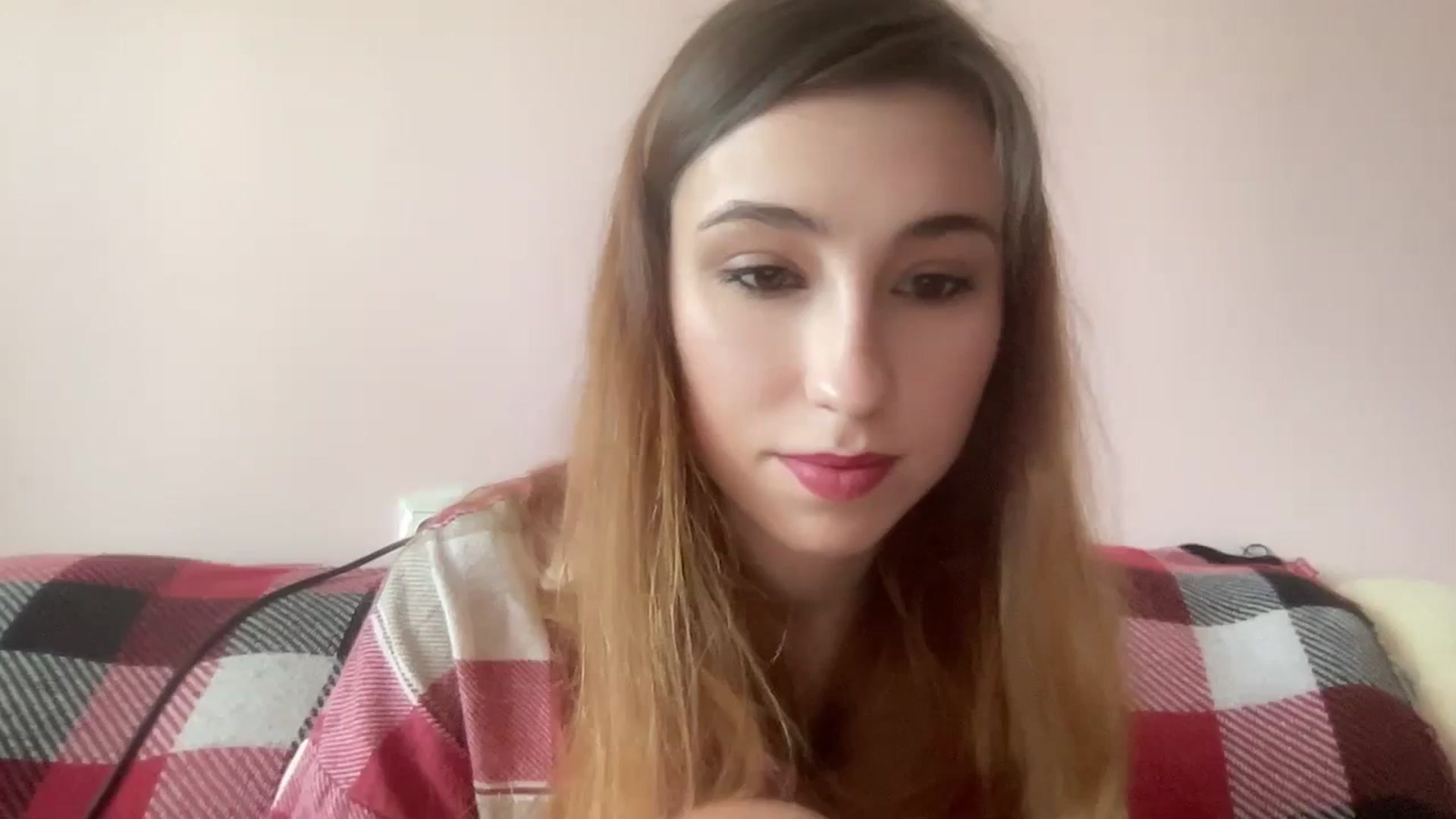 Gallery image thumbnail from Just_I's myfreecams stream on, 04/07/2024, 14:30 image 8 of 20