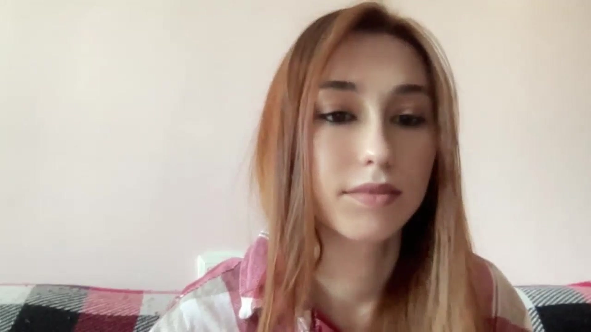 Gallery image thumbnail from Just_I's myfreecams stream on, 04/28/2024, 13:31 image 18 of 20