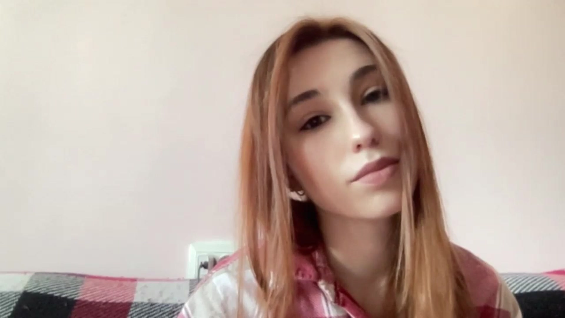 Gallery image thumbnail from Just_I's myfreecams stream on, 04/28/2024, 13:31 image 17 of 20