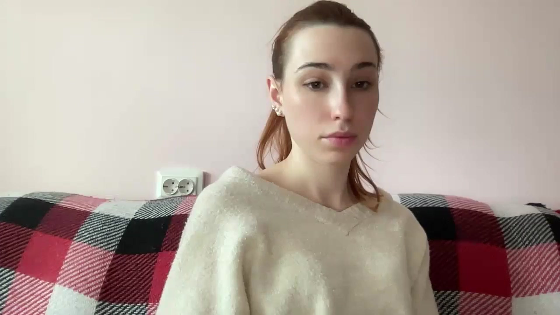 Gallery image thumbnail from Just_I's myfreecams stream on, 05/07/2024, 11:29 image 11 of 20