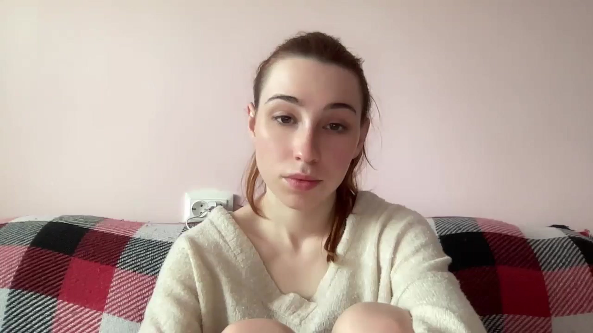 Gallery image thumbnail from Just_I's myfreecams stream on, 05/07/2024, 12:04 image 18 of 20