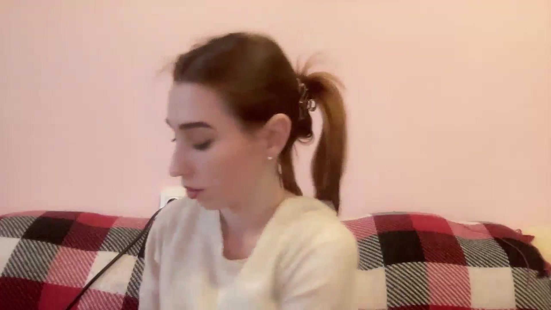 Gallery image thumbnail from Just_I's myfreecams stream on, 05/12/2024, 17:46 image 5 of 20