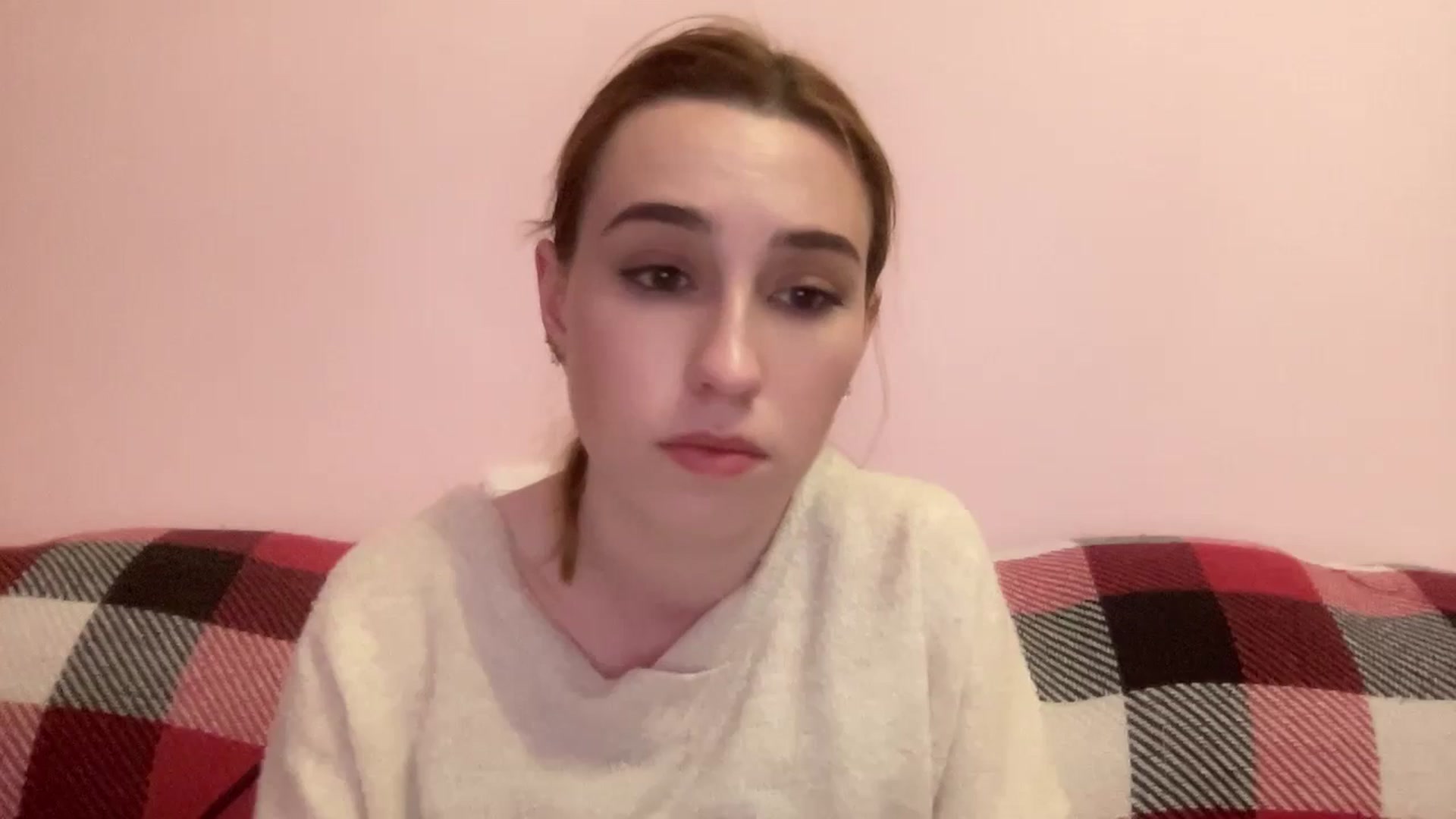 Gallery image thumbnail from Just_I's myfreecams stream on, 05/12/2024, 18:18 image 12 of 20