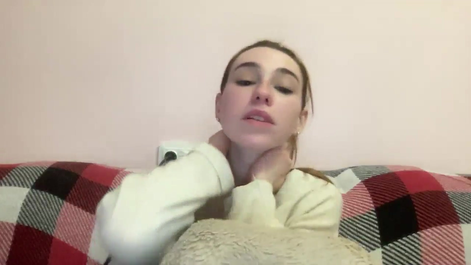Gallery image thumbnail from Just_I's myfreecams stream on, 05/13/2024, 02:24 image 13 of 20