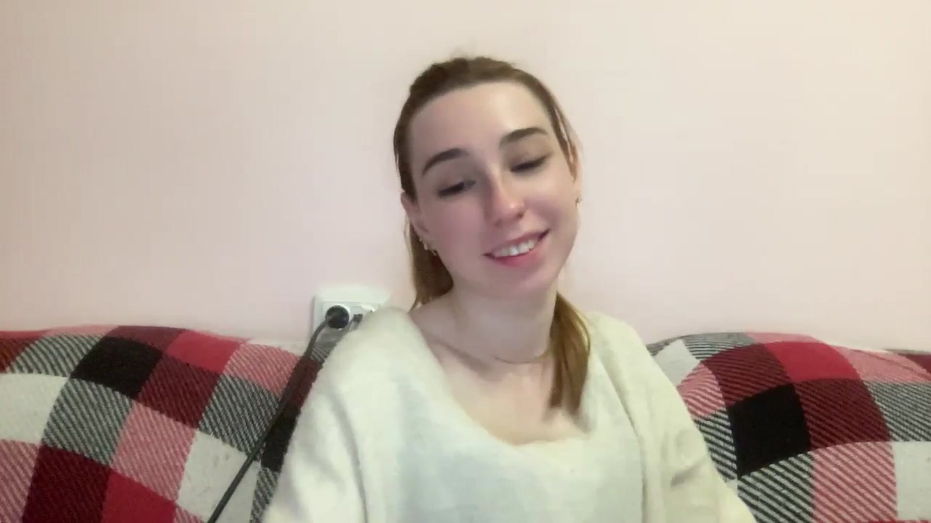 Gallery image thumbnail from Just_I's myfreecams stream on, 05/13/2024, 02:24 image 5 of 20