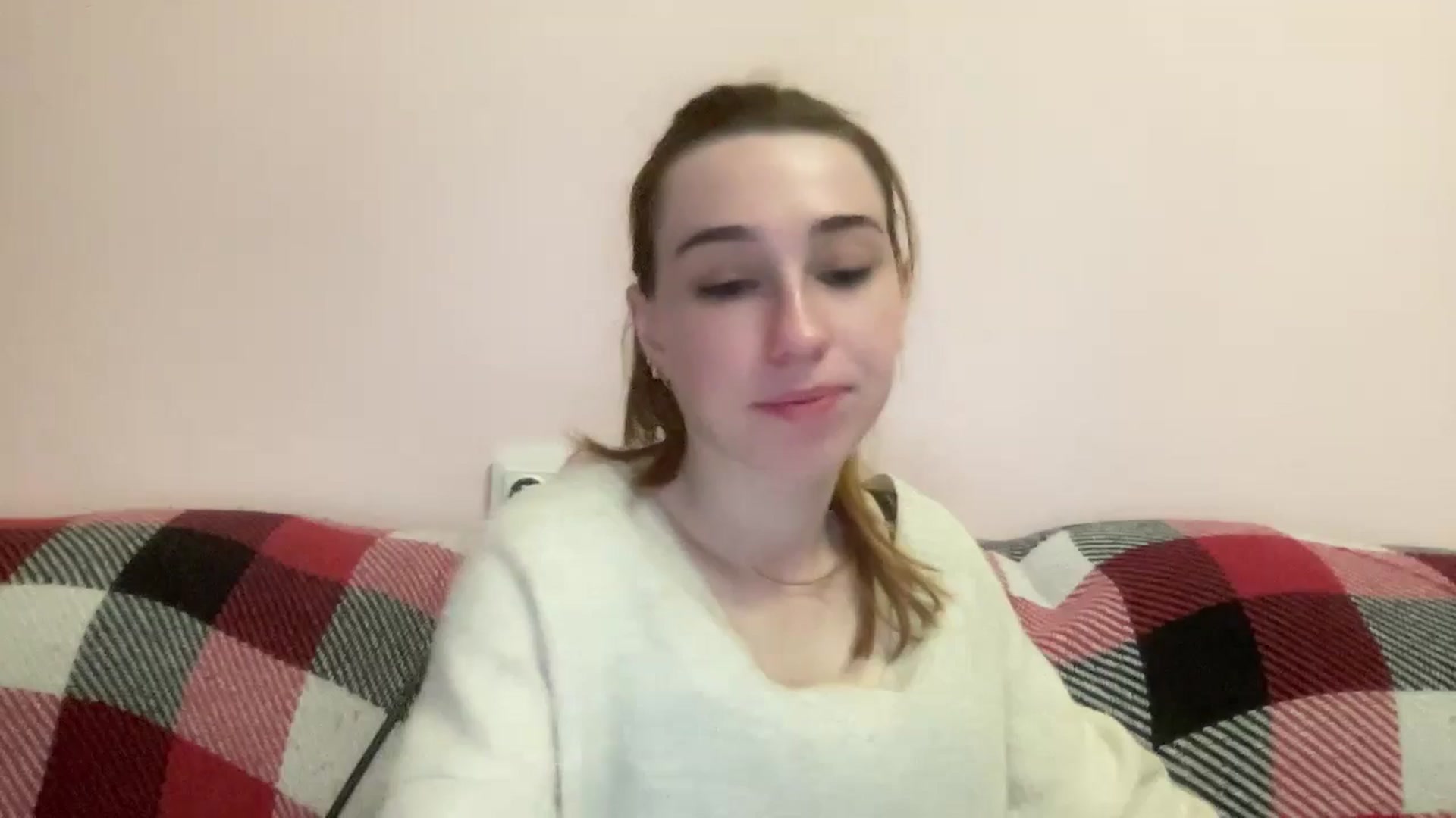 Gallery image thumbnail from Just_I's myfreecams stream on, 05/13/2024, 02:24 image 1 of 20