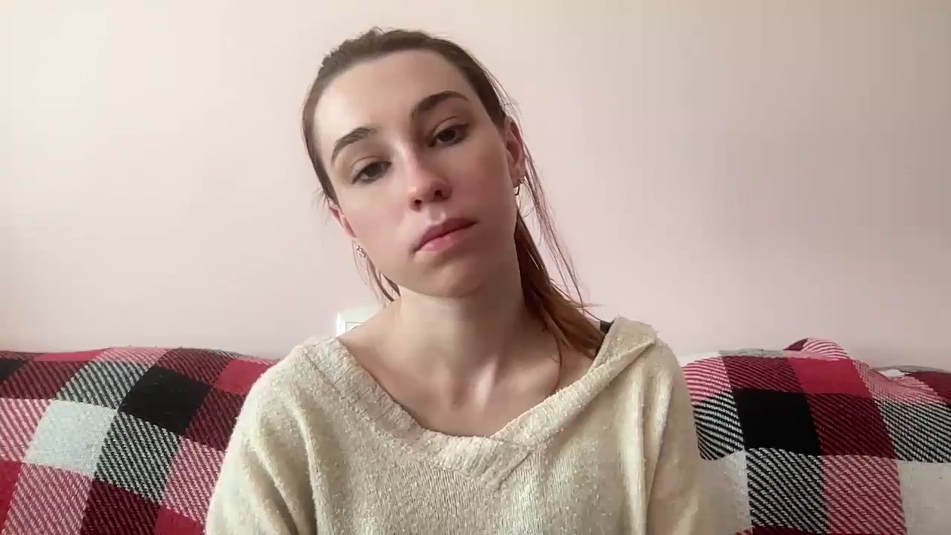 Gallery image thumbnail from Just_I's myfreecams stream on, 05/13/2024, 07:59 image 2 of 20