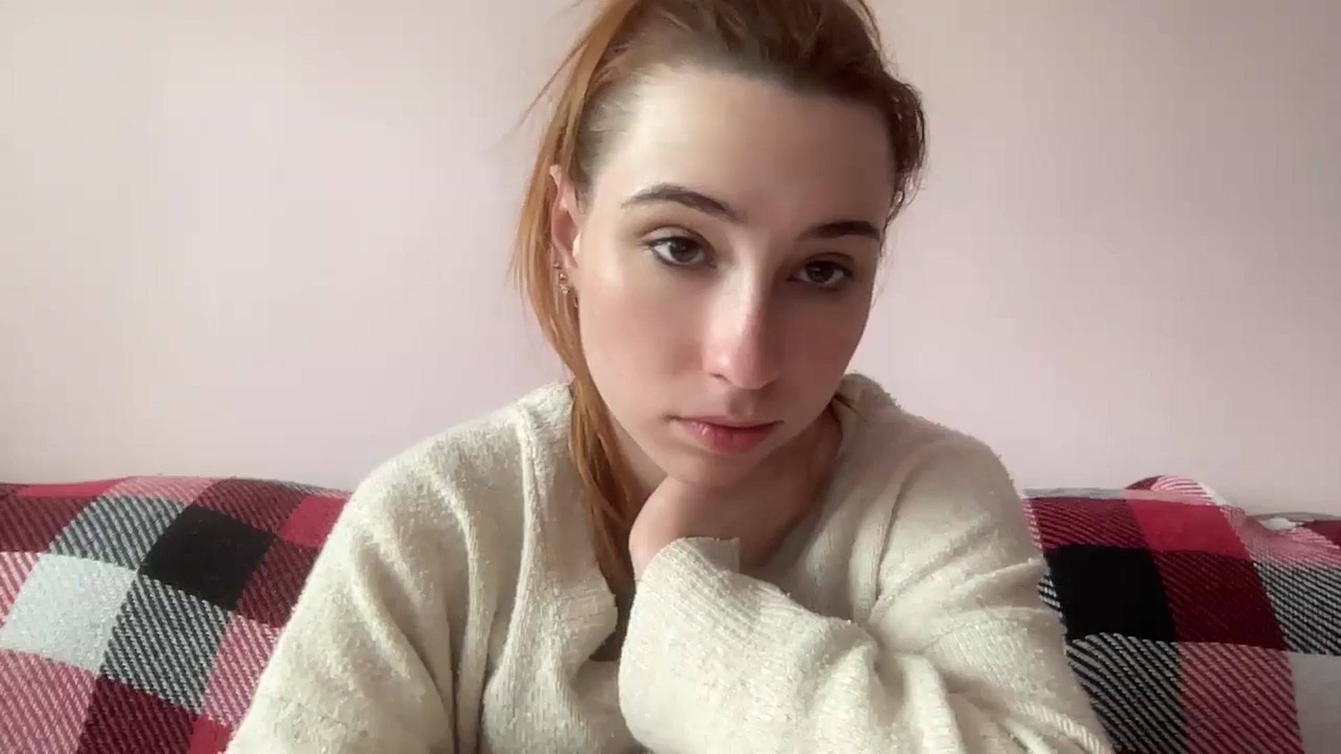 Gallery image thumbnail from Just_I's myfreecams stream on, 05/13/2024, 09:33 image 1 of 20