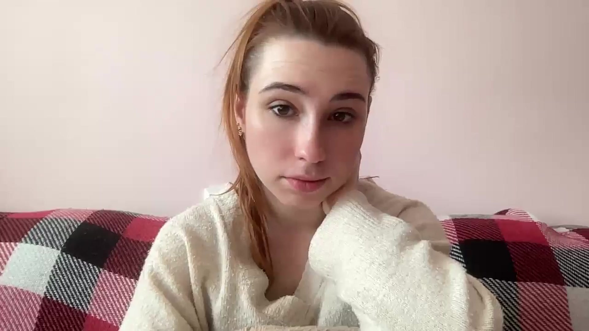 Gallery image thumbnail from Just_I's myfreecams stream on, 05/13/2024, 09:33 image 4 of 20