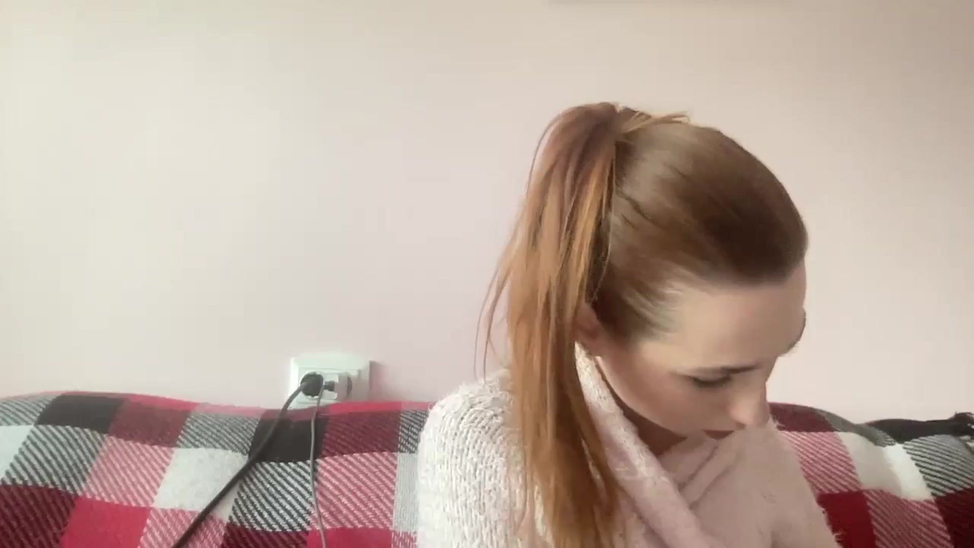 Gallery image thumbnail from Just_I's myfreecams stream on, 05/16/2024, 13:38 image 16 of 20