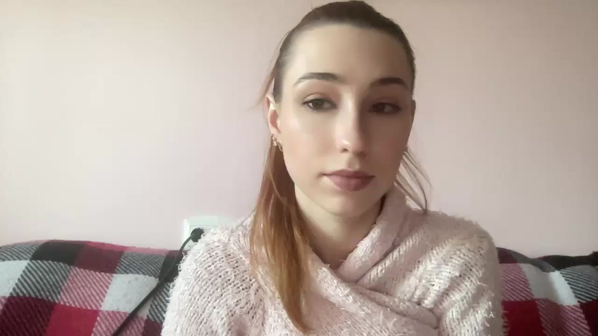 Gallery image thumbnail from Just_I's myfreecams stream on, 05/16/2024, 15:10 image 19 of 20