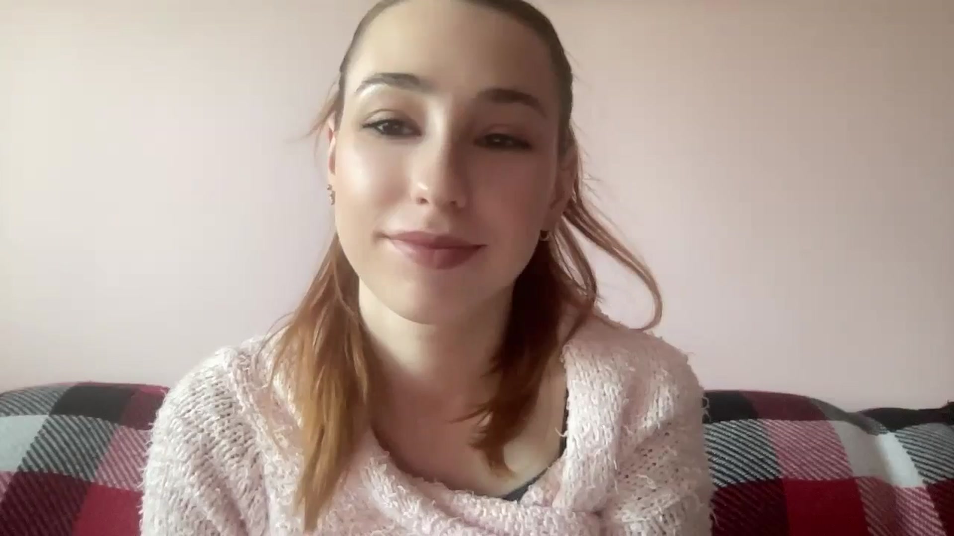 Gallery image thumbnail from Just_I's myfreecams stream on, 05/16/2024, 15:10 image 5 of 20