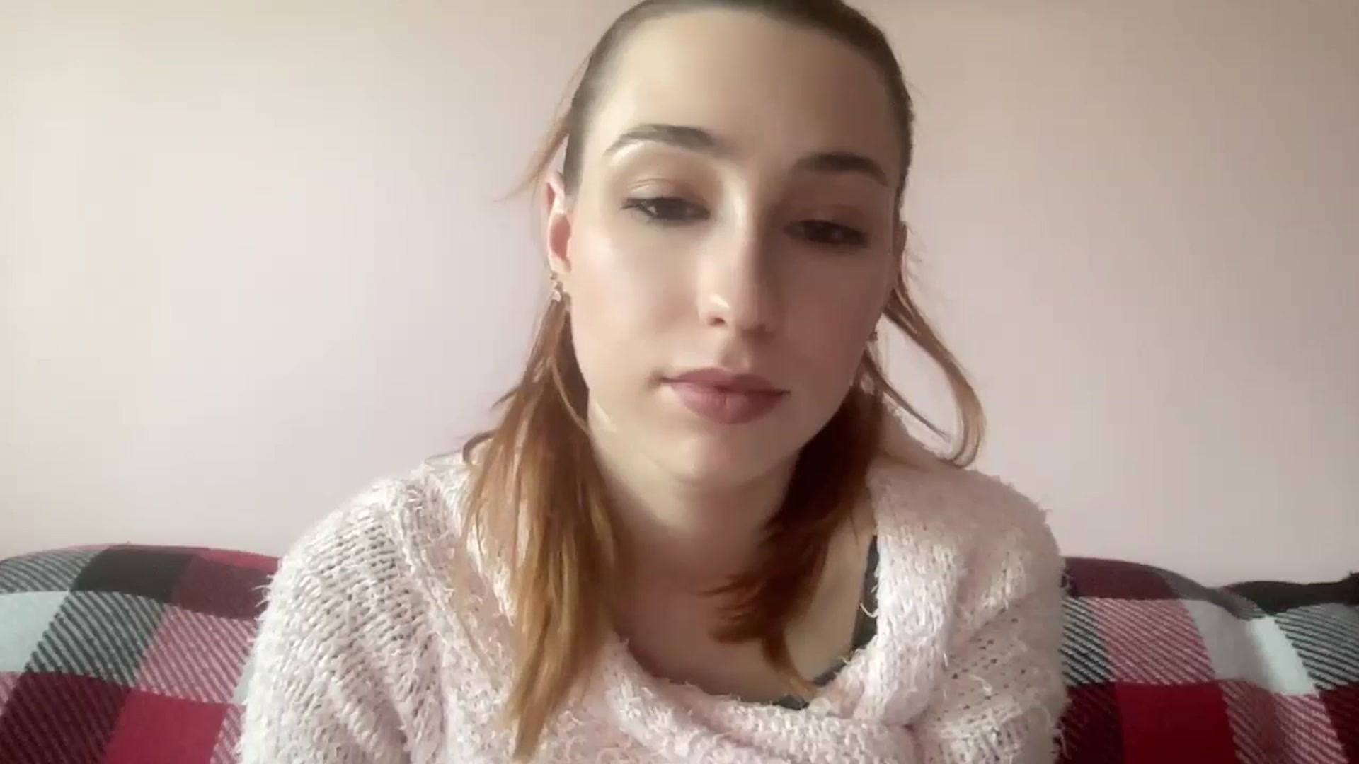 Gallery image thumbnail from Just_I's myfreecams stream on, 05/16/2024, 15:10 image 6 of 20