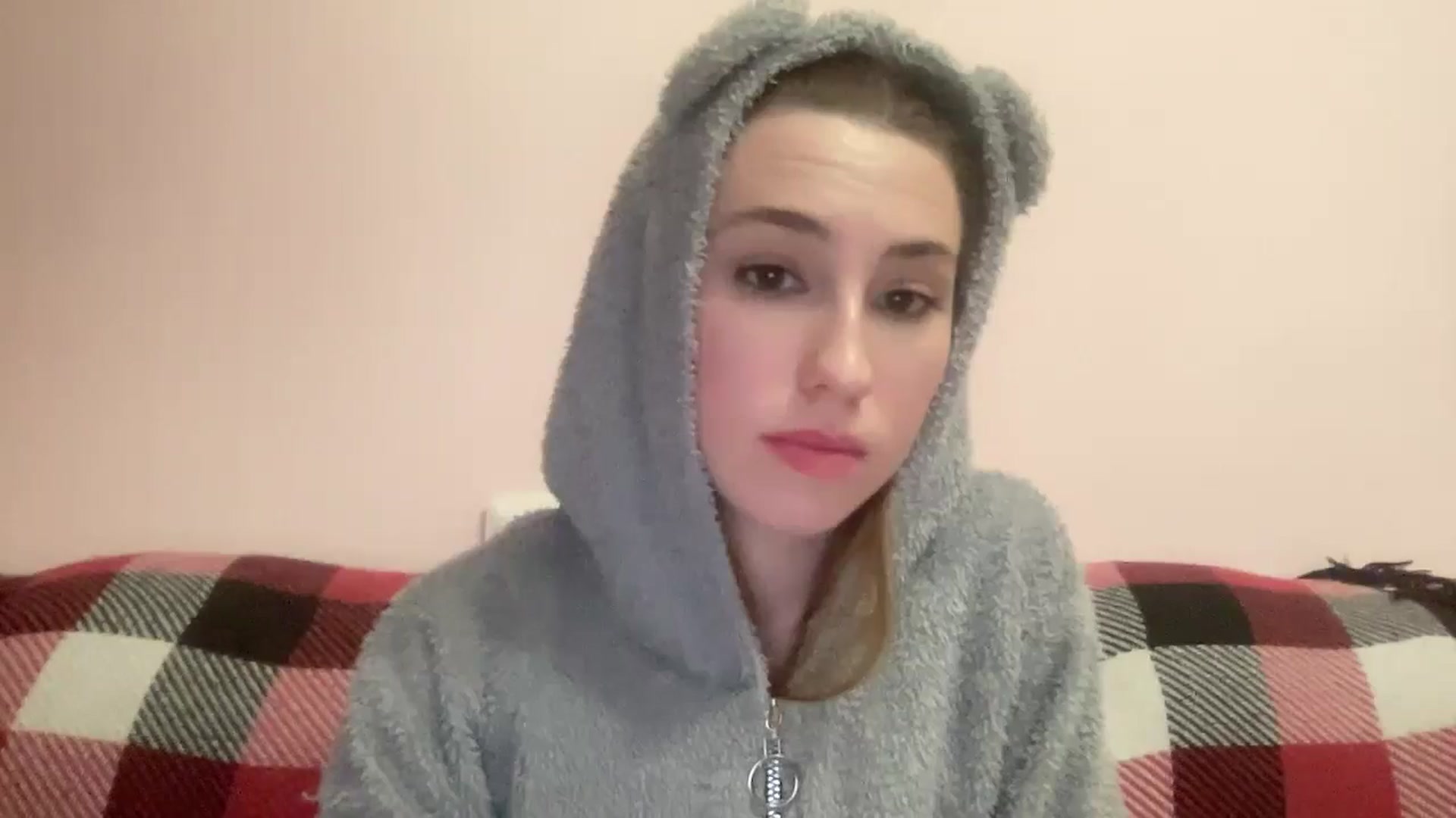 Gallery image thumbnail from Just_I's myfreecams stream on, 05/18/2024, 20:04 image 11 of 20