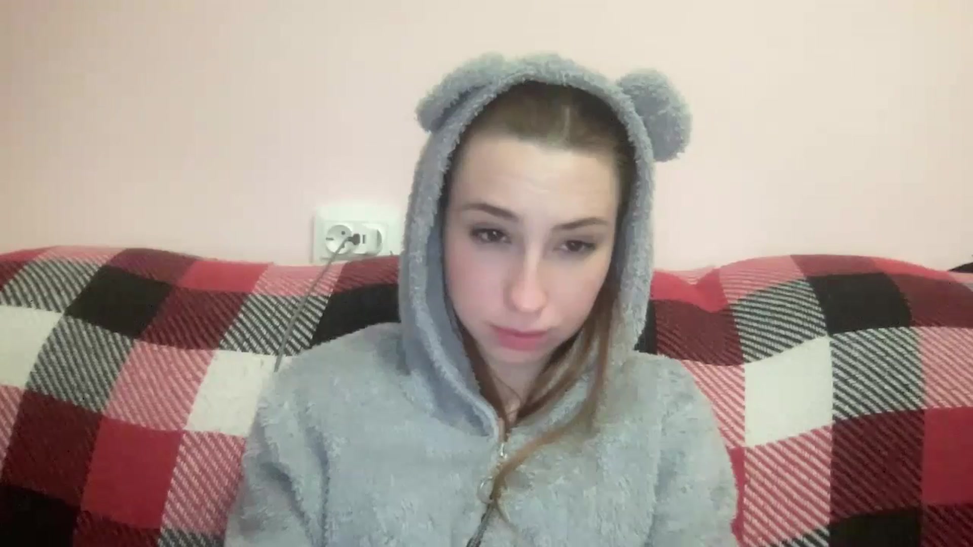 Gallery image thumbnail from Just_I's myfreecams stream on, 05/19/2024, 01:33 image 5 of 20