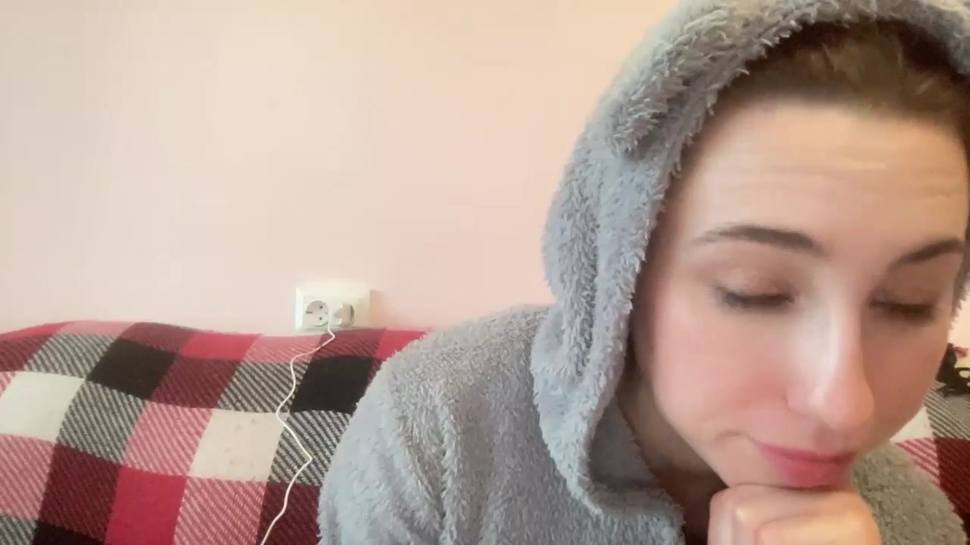 Gallery image thumbnail from Just_I's myfreecams stream on, 05/19/2024, 02:57 image 14 of 20
