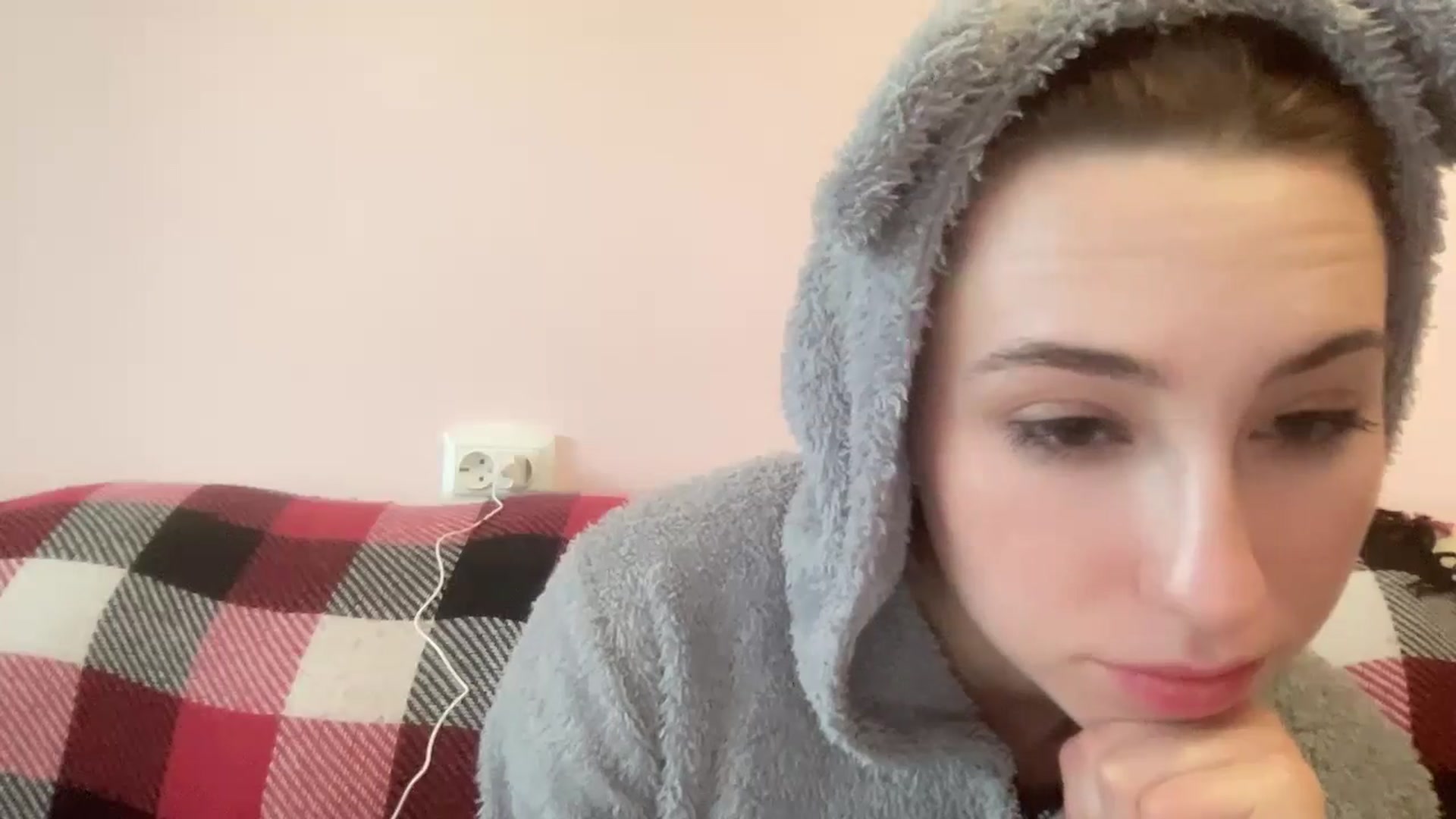 Gallery image thumbnail from Just_I's myfreecams stream on, 05/19/2024, 02:57 image 13 of 20