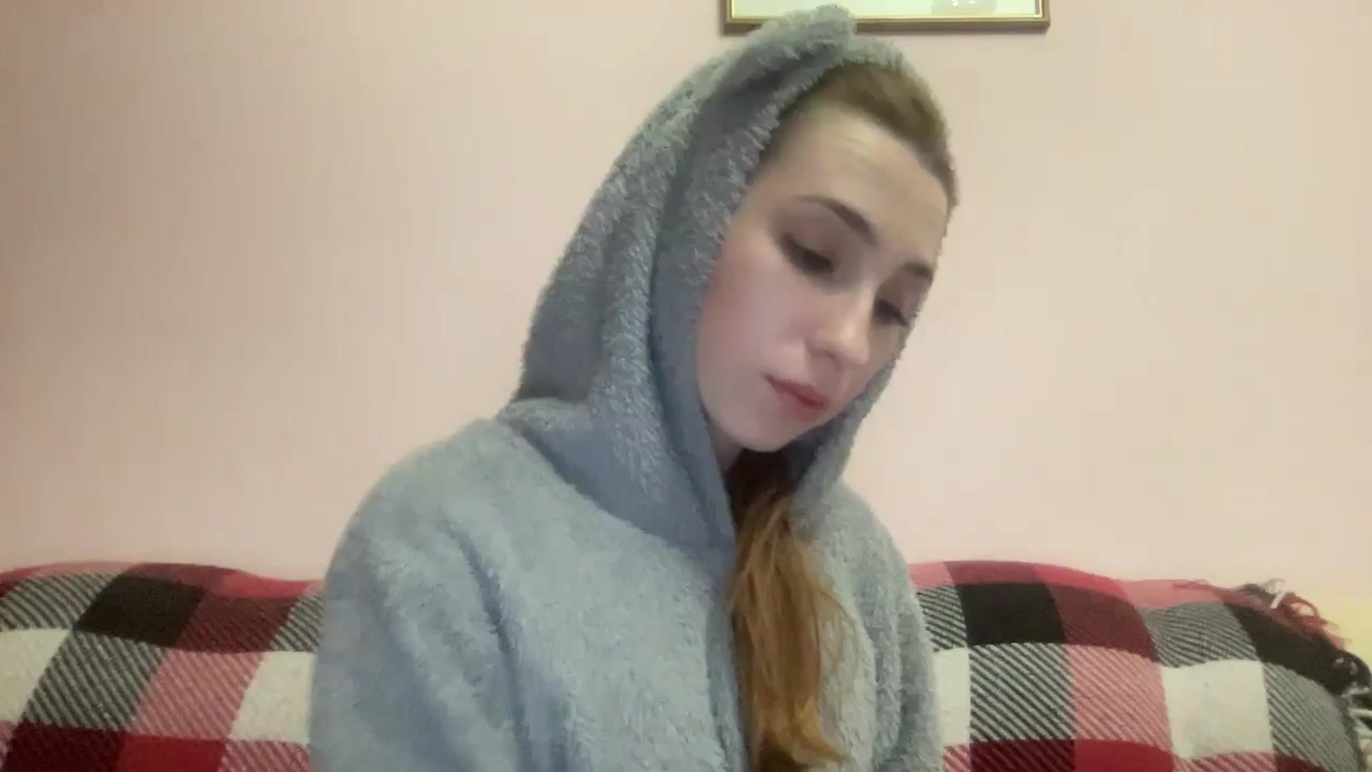 Gallery image thumbnail from Just_I's myfreecams stream on, 05/21/2024, 20:14 image 2 of 20