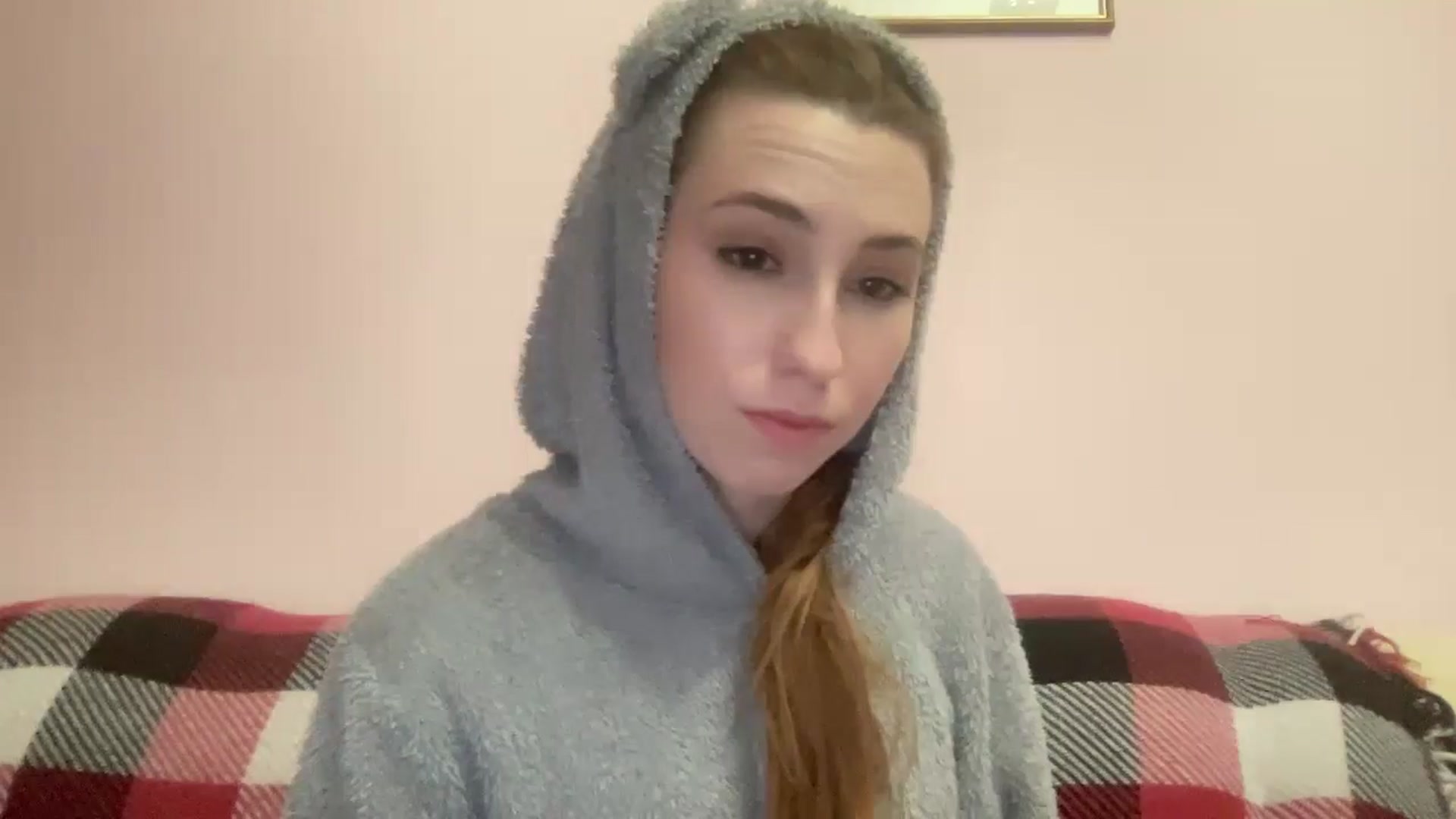 Gallery image thumbnail from Just_I's myfreecams stream on, 05/21/2024, 20:14 image 8 of 20