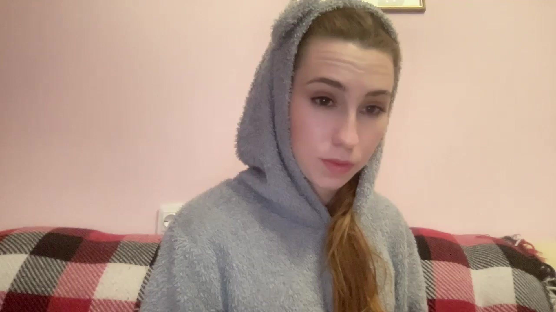 Gallery image thumbnail from Just_I's myfreecams stream on, 05/21/2024, 20:14 image 11 of 20