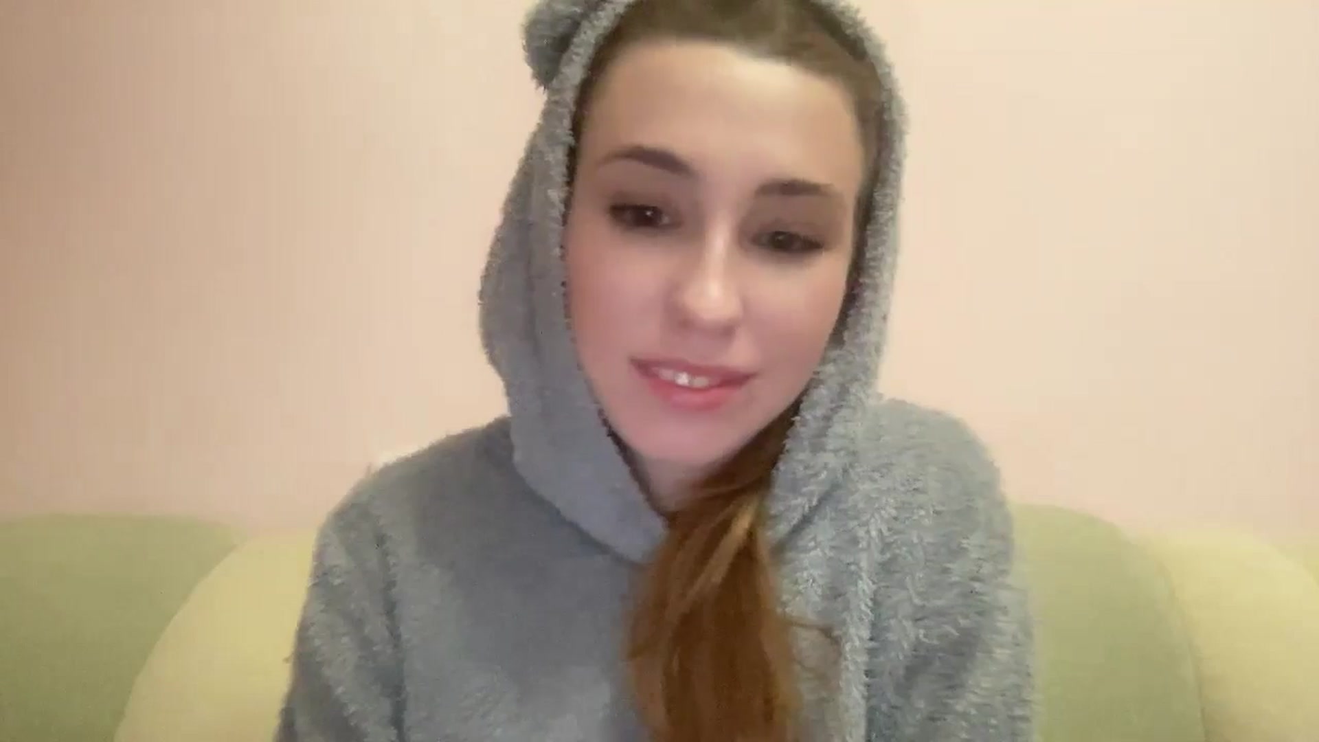Gallery image thumbnail from Just_I's myfreecams stream on, 05/21/2024, 20:14 image 16 of 20