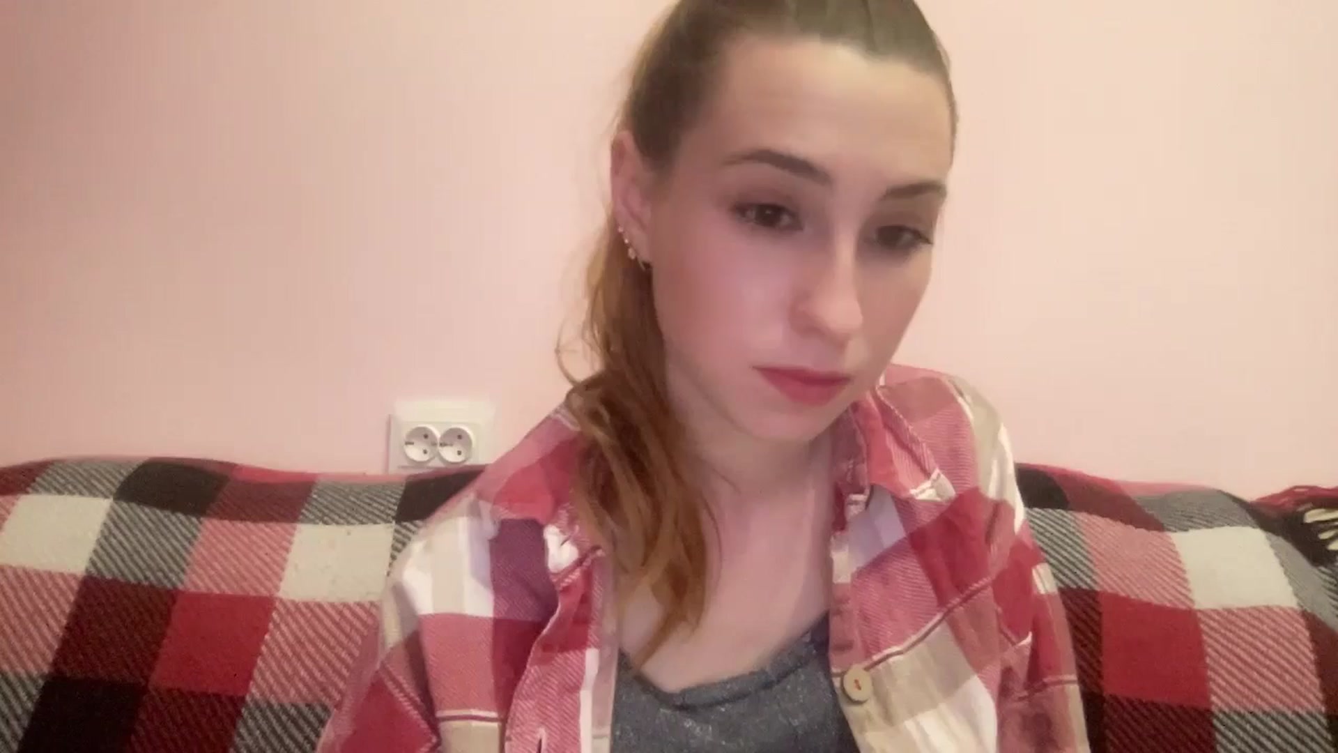Gallery image thumbnail from Just_I's myfreecams stream on, 05/23/2024, 20:59 image 2 of 20