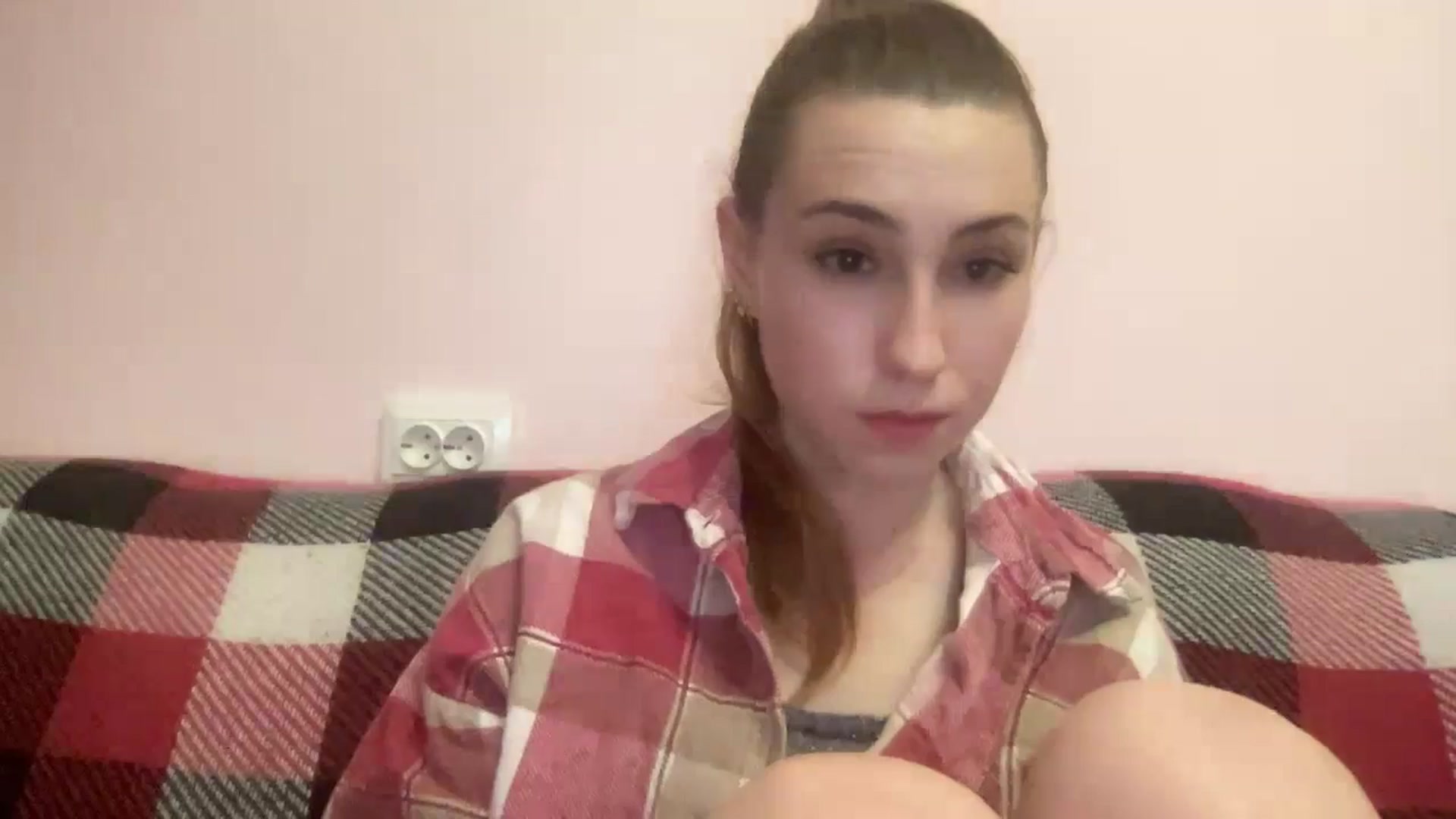 Gallery image thumbnail from Just_I's myfreecams stream on, 05/23/2024, 20:59 image 8 of 20