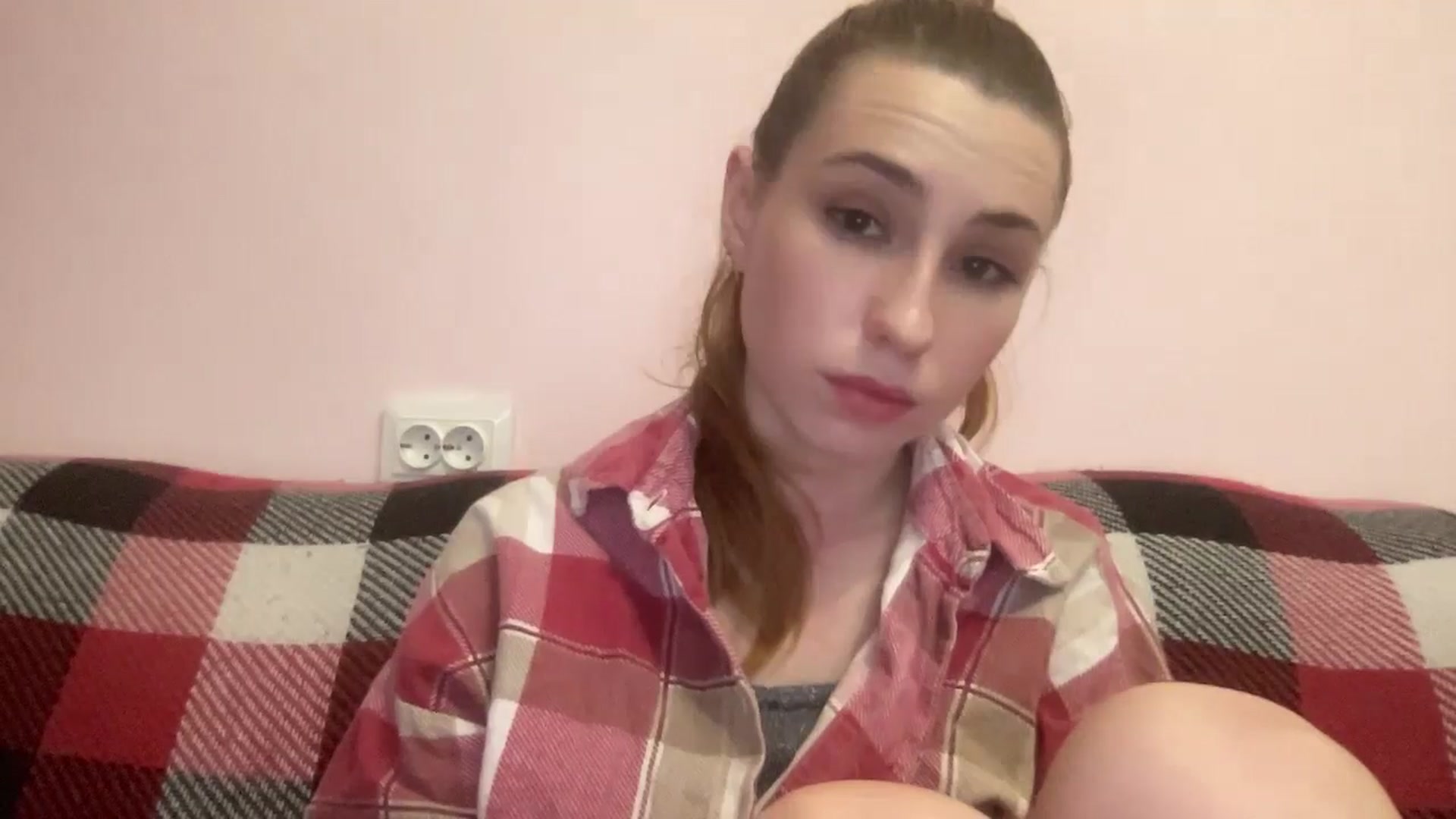 Gallery image thumbnail from Just_I's myfreecams stream on, 05/23/2024, 20:59 image 6 of 20