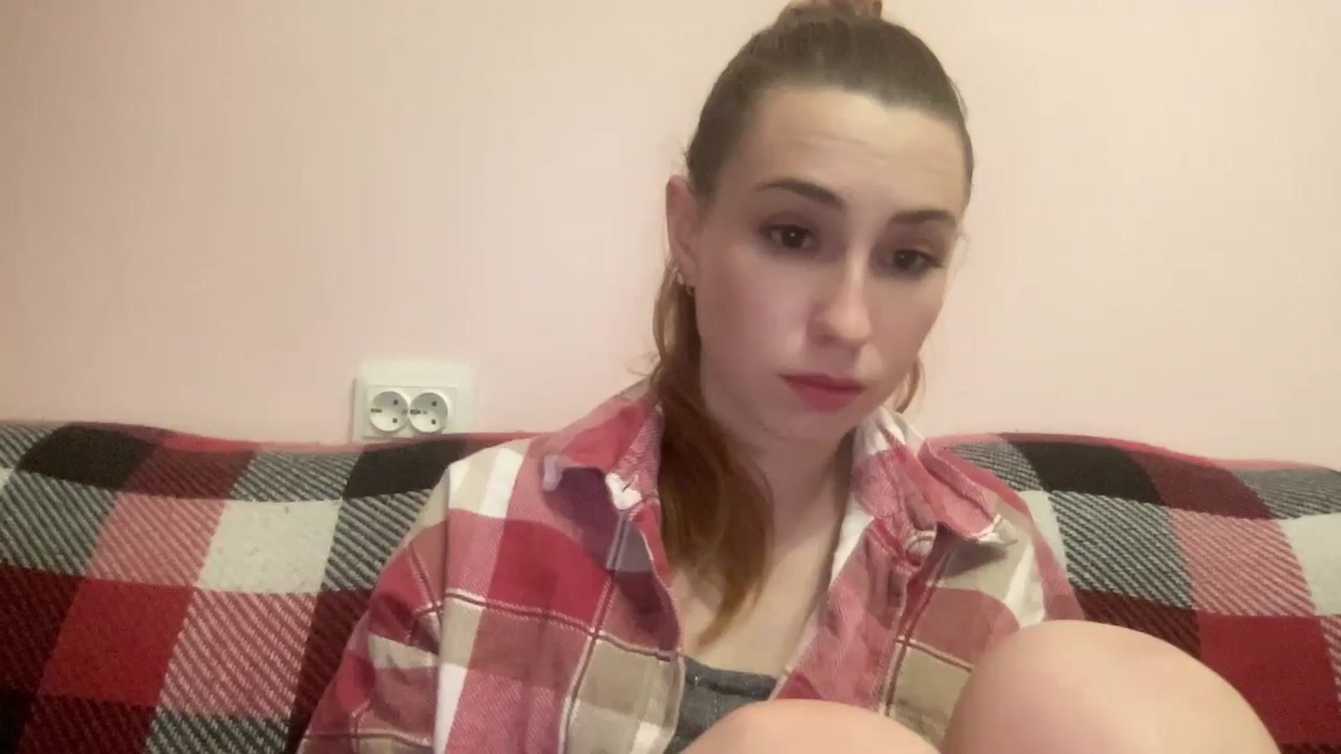 Gallery image thumbnail from Just_I's myfreecams stream on, 05/23/2024, 20:59 image 13 of 20