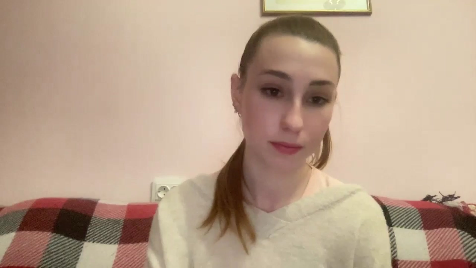Gallery image thumbnail from Just_I's myfreecams stream on, 05/25/2024, 19:33 image 17 of 20