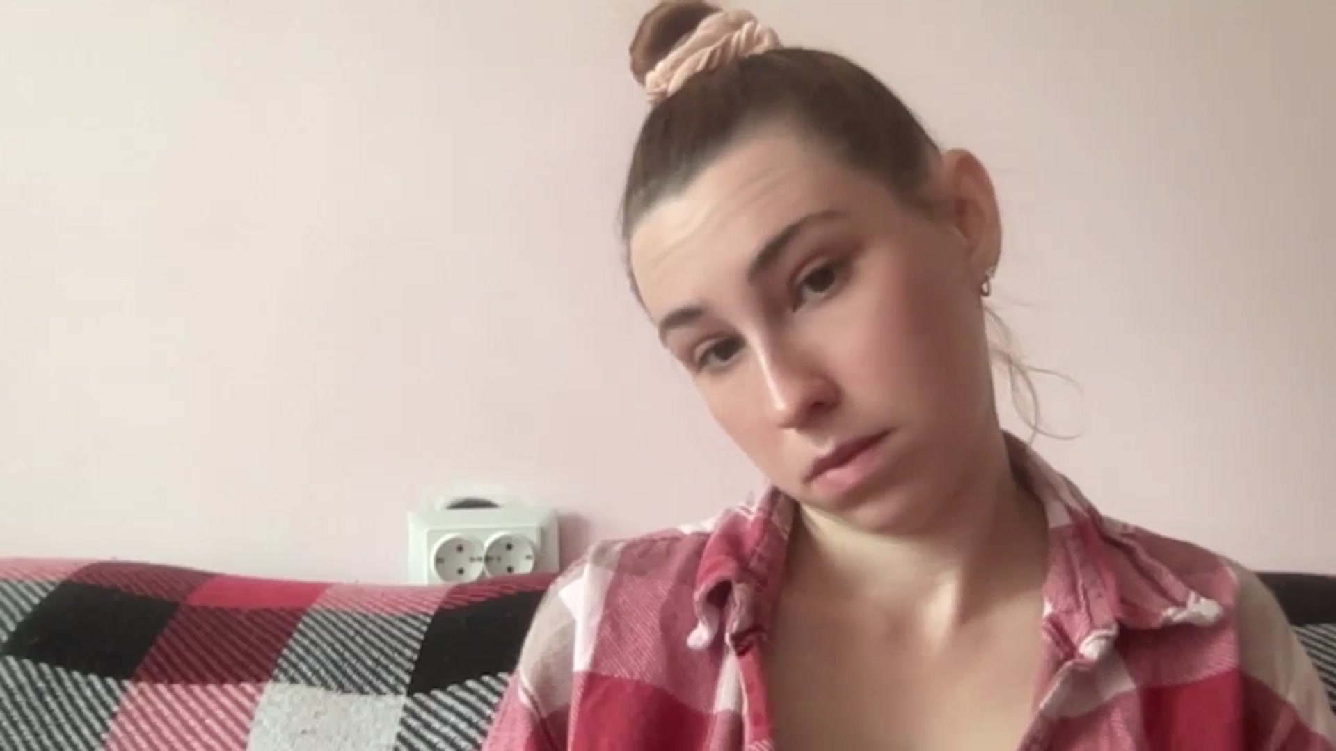Gallery image thumbnail from Just_I's myfreecams stream on, 06/09/2024, 10:34 image 18 of 20