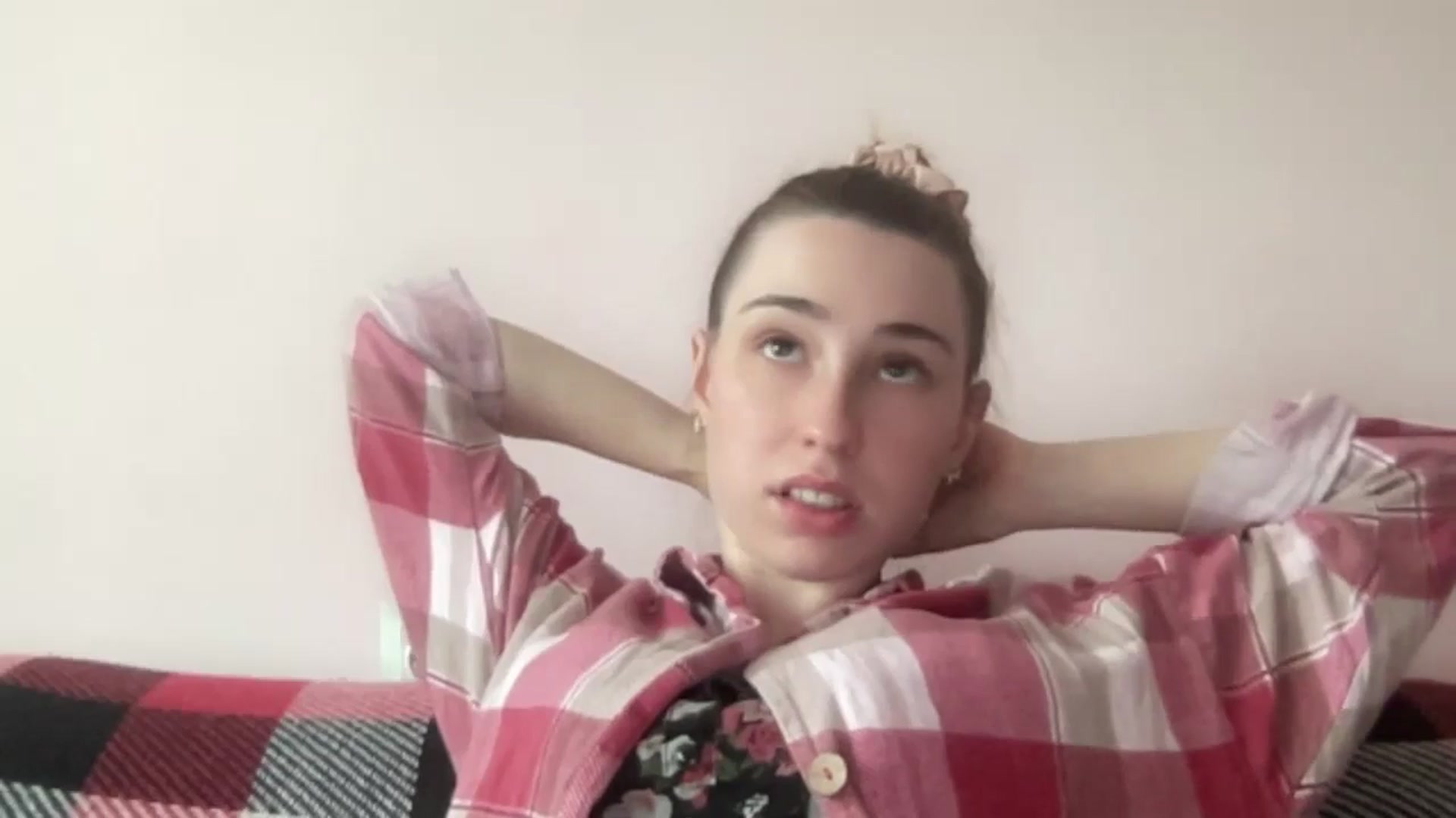 Gallery image thumbnail from Just_I's myfreecams stream on, 06/09/2024, 14:43 image 17 of 20
