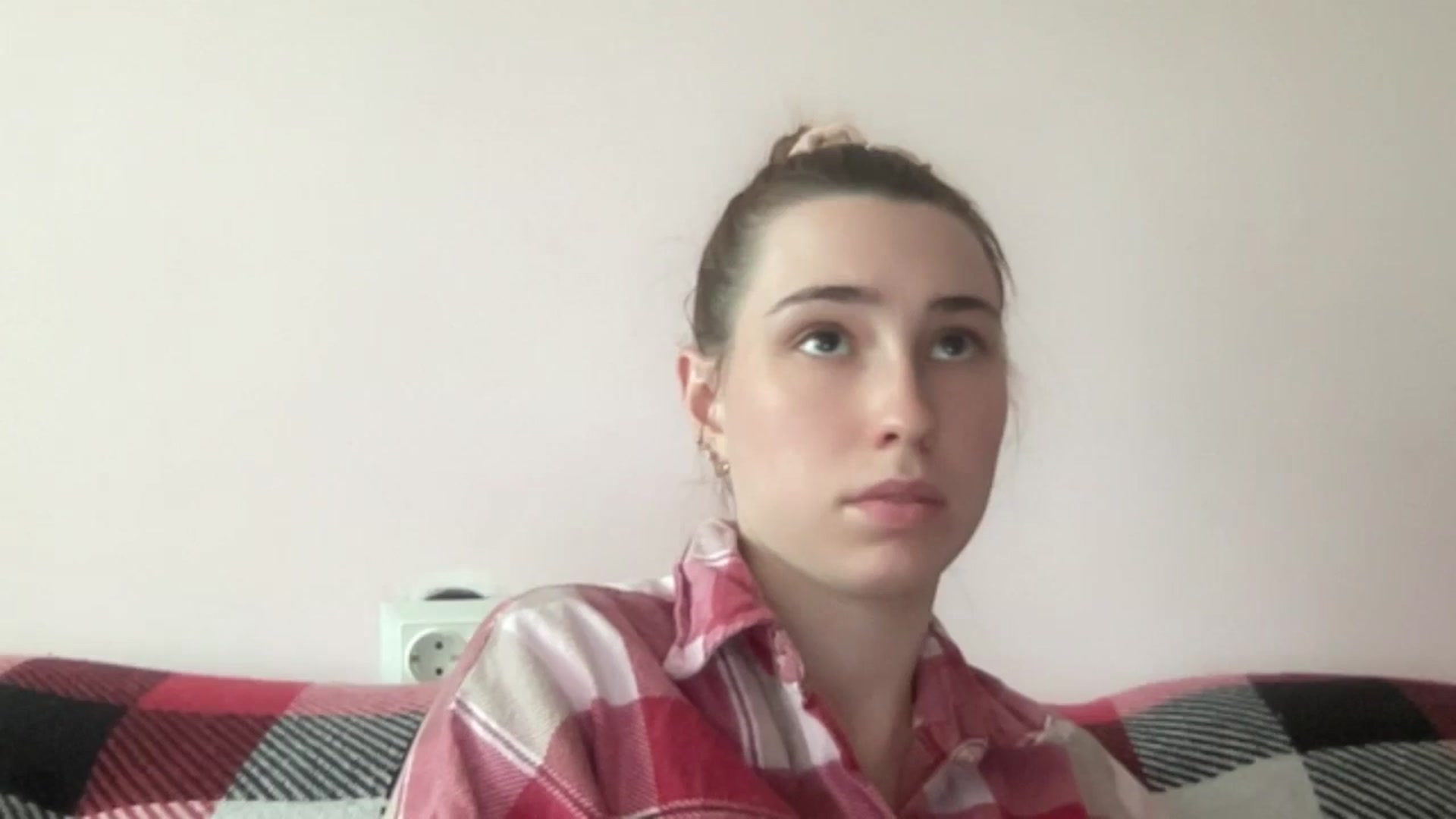 Gallery image thumbnail from Just_I's myfreecams stream on, 06/09/2024, 14:43 image 6 of 20