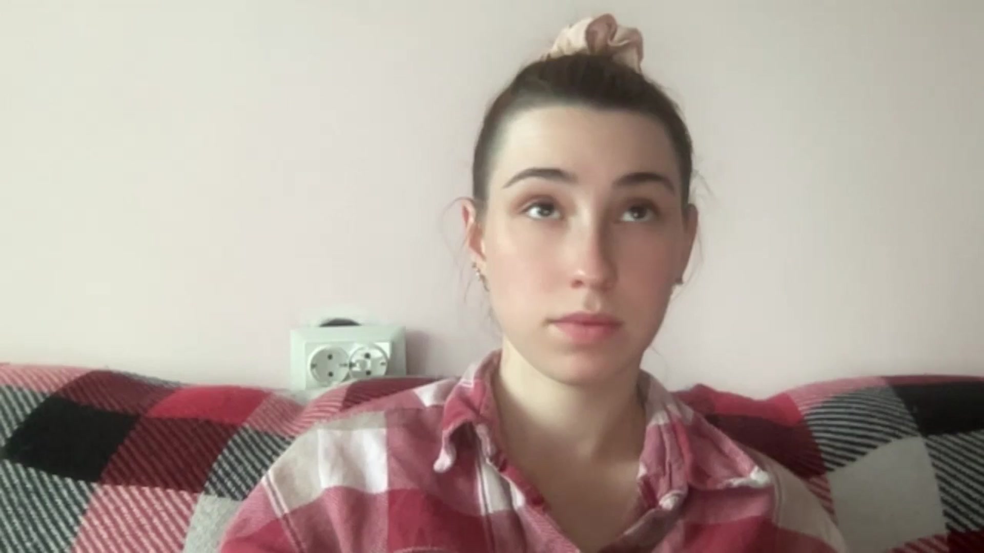 Gallery image thumbnail from Just_I's myfreecams stream on, 06/09/2024, 16:18 image 18 of 20