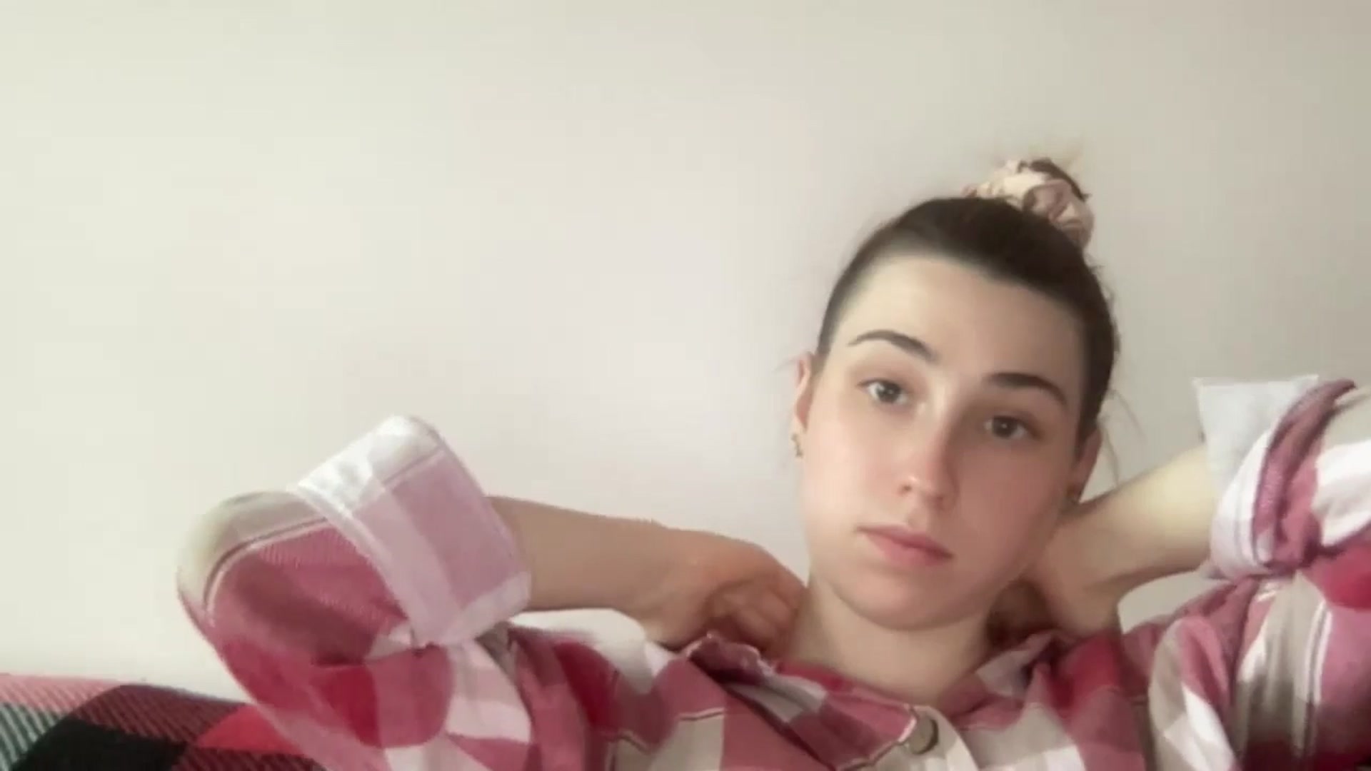 Gallery image thumbnail from Just_I's myfreecams stream on, 06/09/2024, 16:18 image 10 of 20
